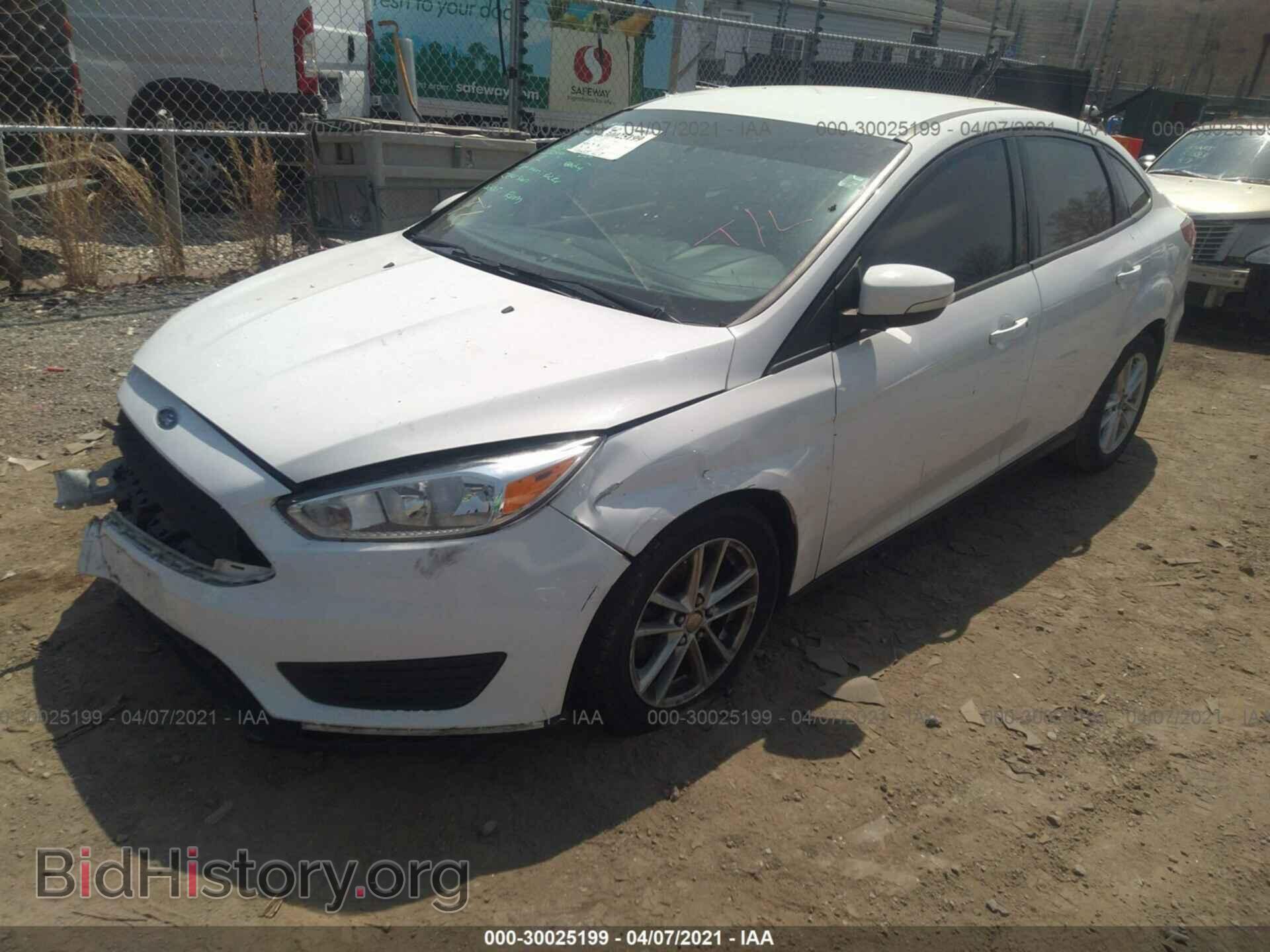 2015 FORD FOCUS - VIN: 1FADP3F29FL382453 - Фото 2