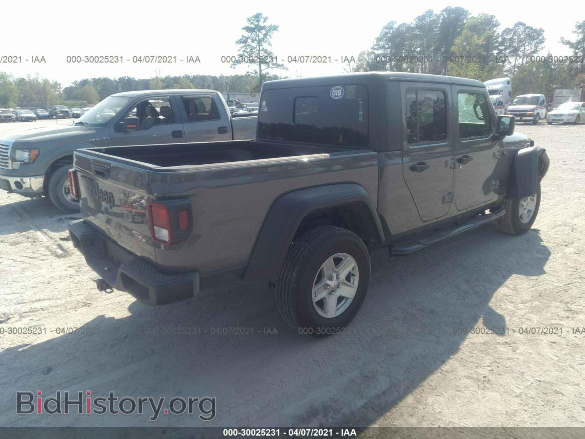 2020 JEEP GLADIATOR - VIN: 1C6HJTAG9LL166623 - Фото 4