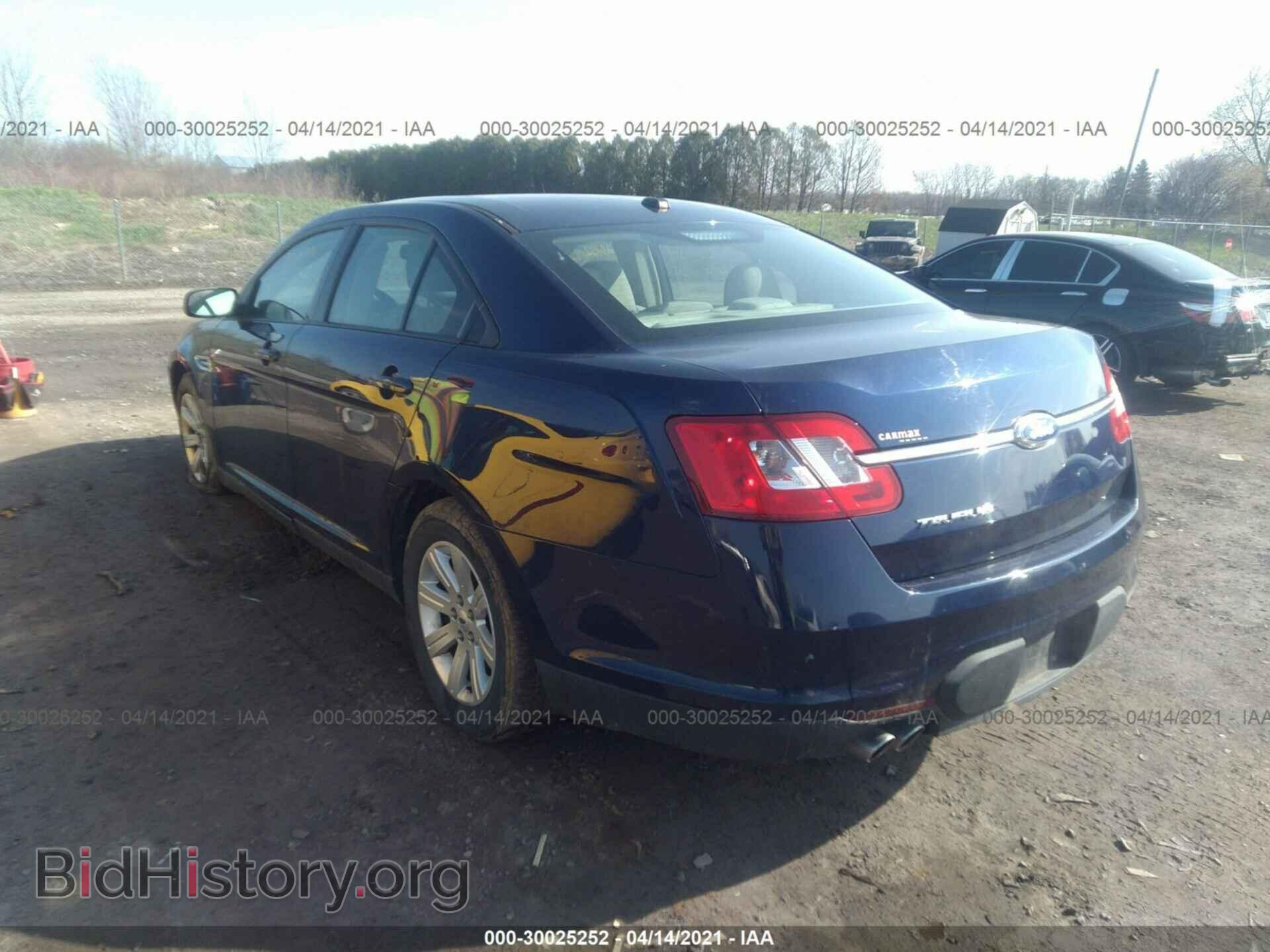 2011 FORD TAURUS - VIN: 1FAHP2DW6BG170193 - Фото 3