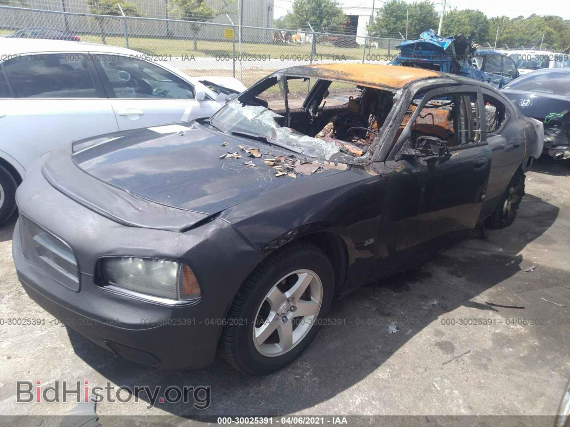 2010 DODGE CHARGER - VIN: 2B3CA2CV9AH268640 - Фото 2