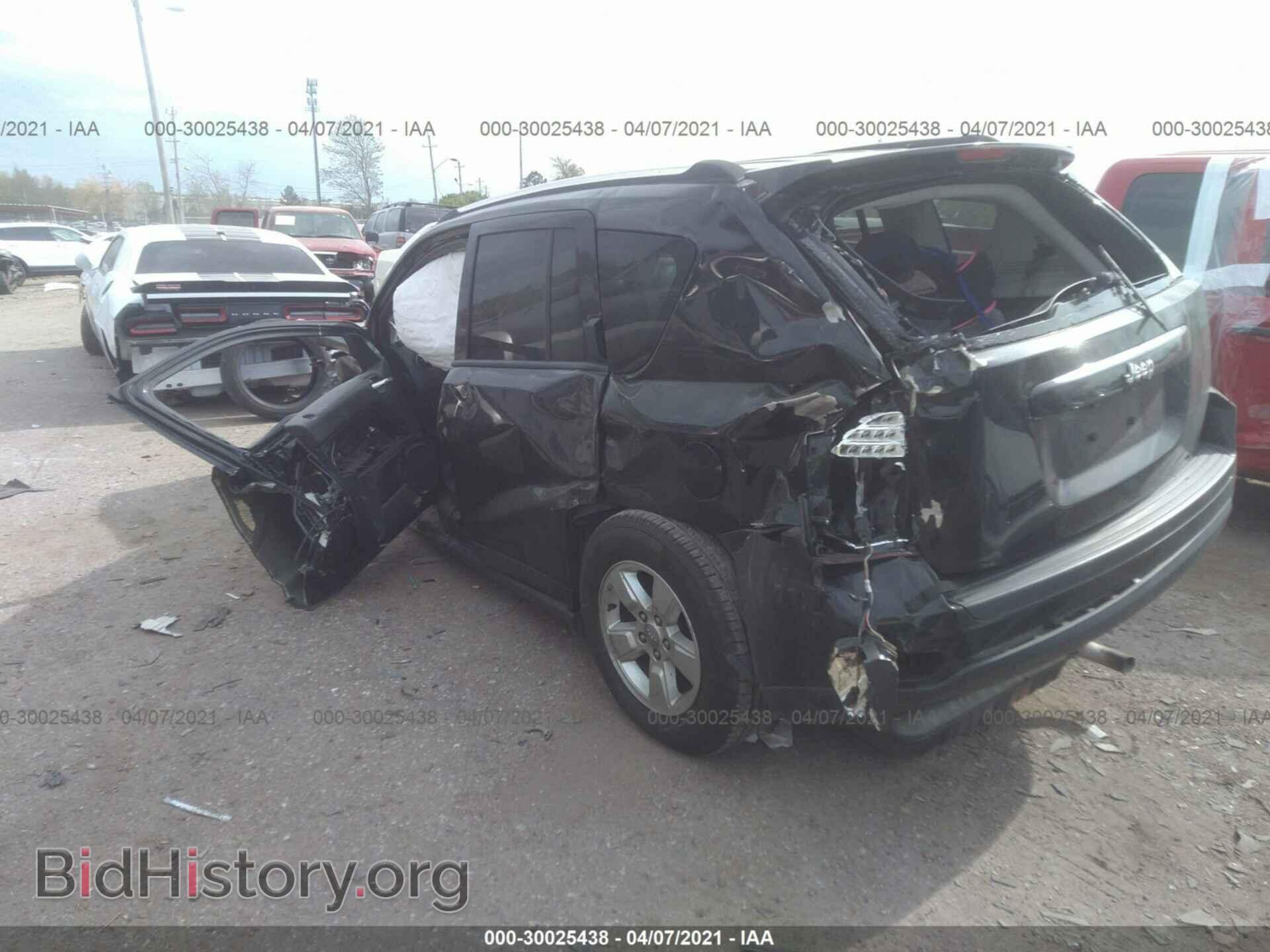 2014 JEEP COMPASS - VIN: 1C4NJCBAXED800833 - Фото 3
