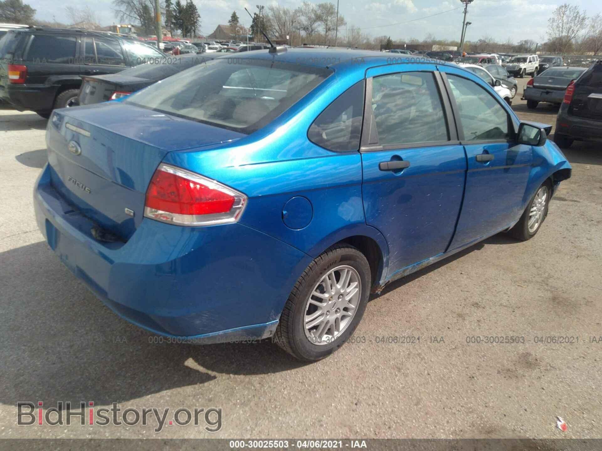 2011 FORD FOCUS - VIN: 1FAHP3FN6BW105568 - Фото 4