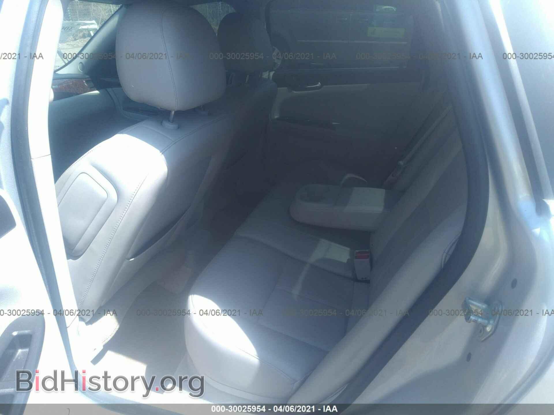 2012 CHEVROLET IMPALA - VIN: 2G1WC5E30C1185394 - Фото 8