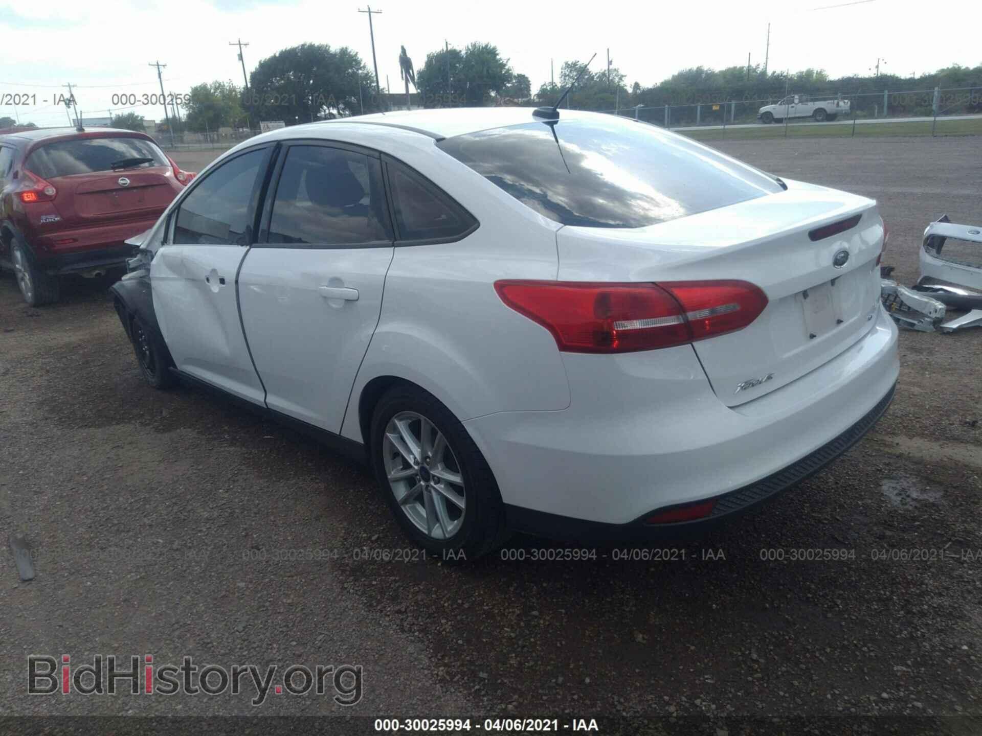 2016 FORD FOCUS - VIN: 1FADP3F2XGL348149 - Фото 3