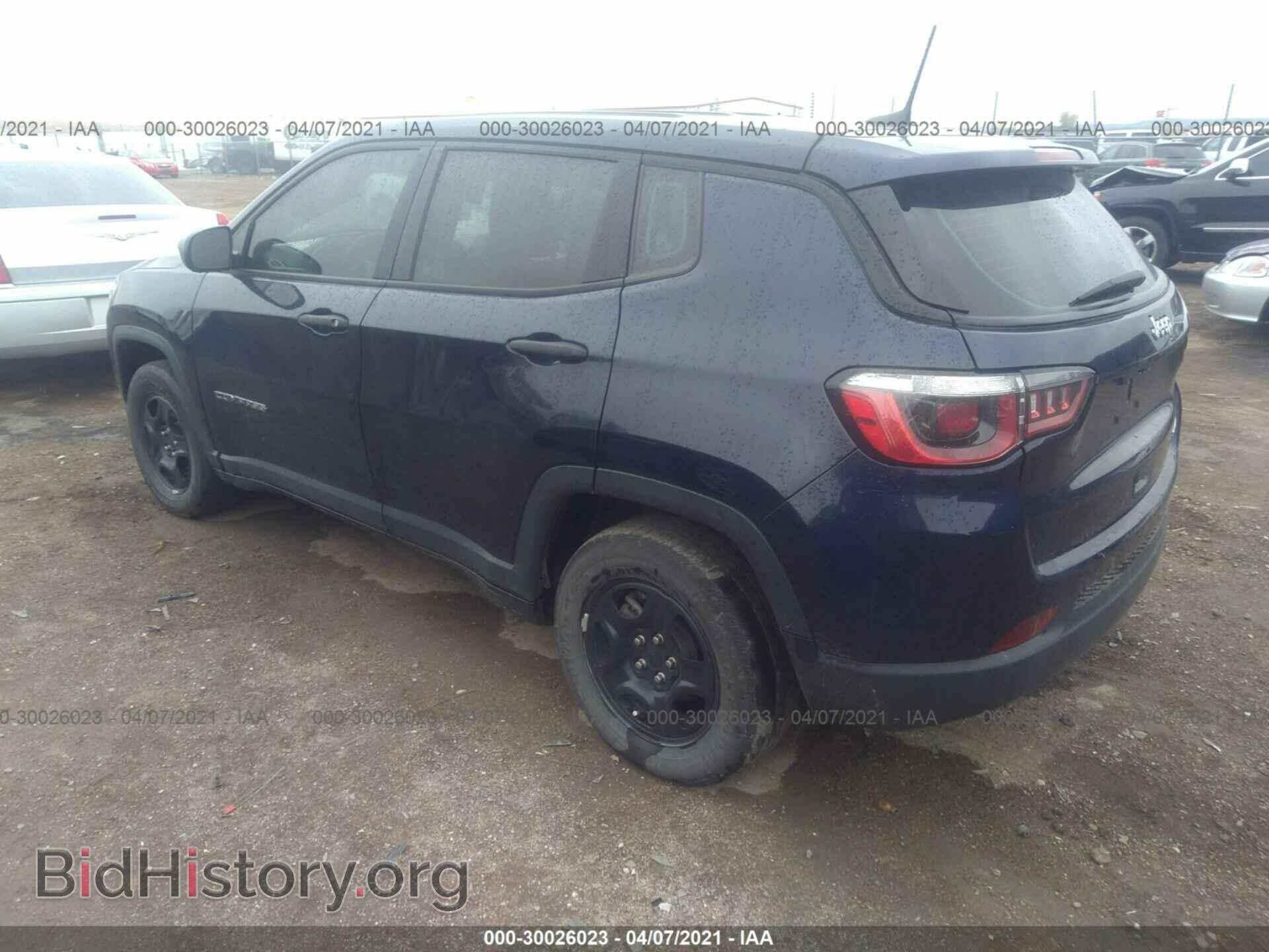 2019 JEEP COMPASS - VIN: 3C4NJCAB6KT715567 - Фото 3