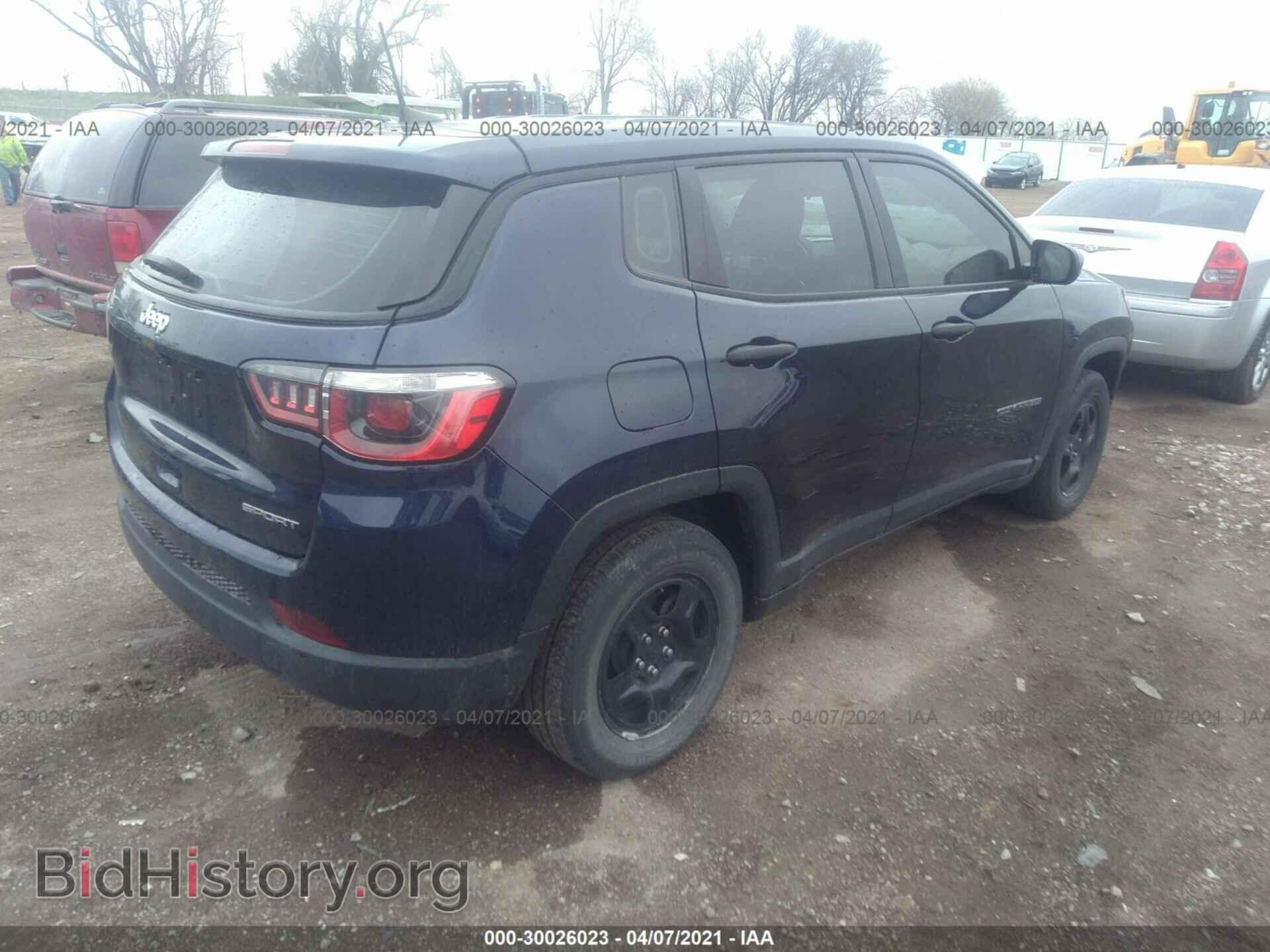 2019 JEEP COMPASS - VIN: 3C4NJCAB6KT715567 - Фото 4