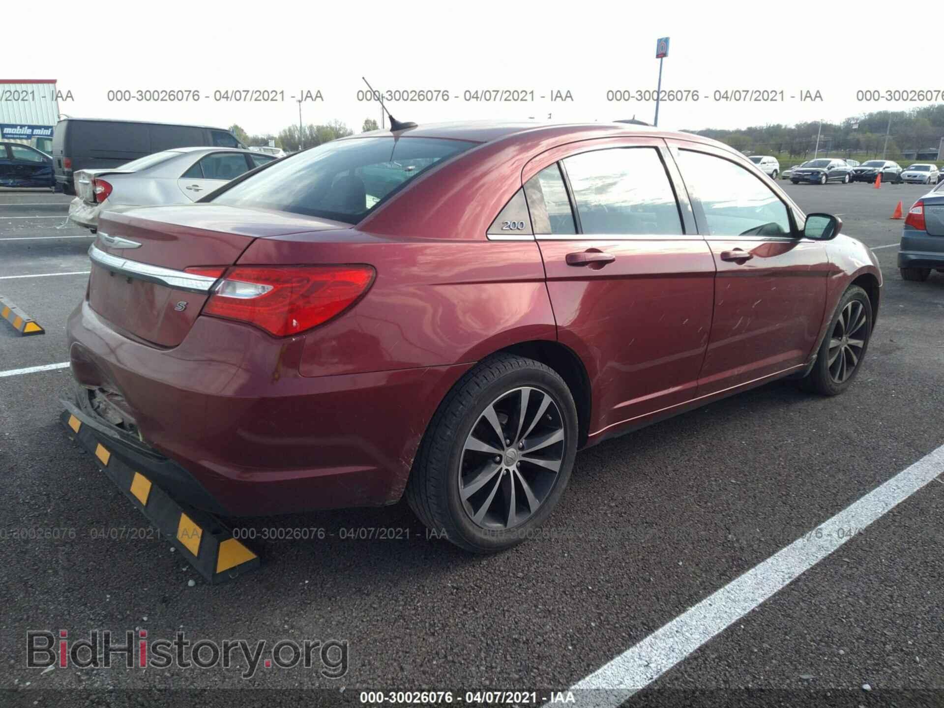 2013 CHRYSLER 200 - VIN: 1C3CCBBB0DN545398 - Фото 4