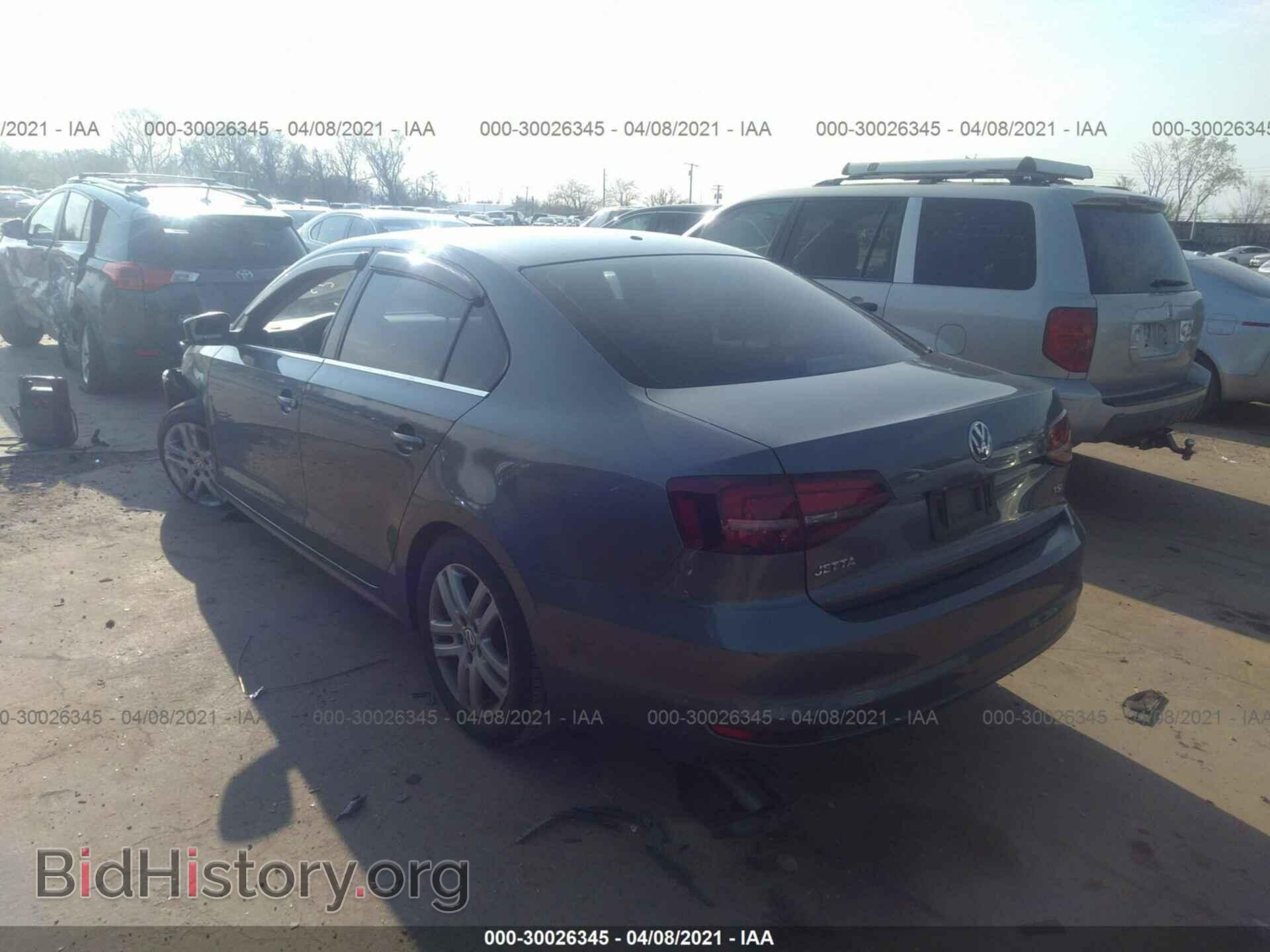 2017 VOLKSWAGEN JETTA - VIN: 3VW2B7AJ1HM372438 - Фото 3