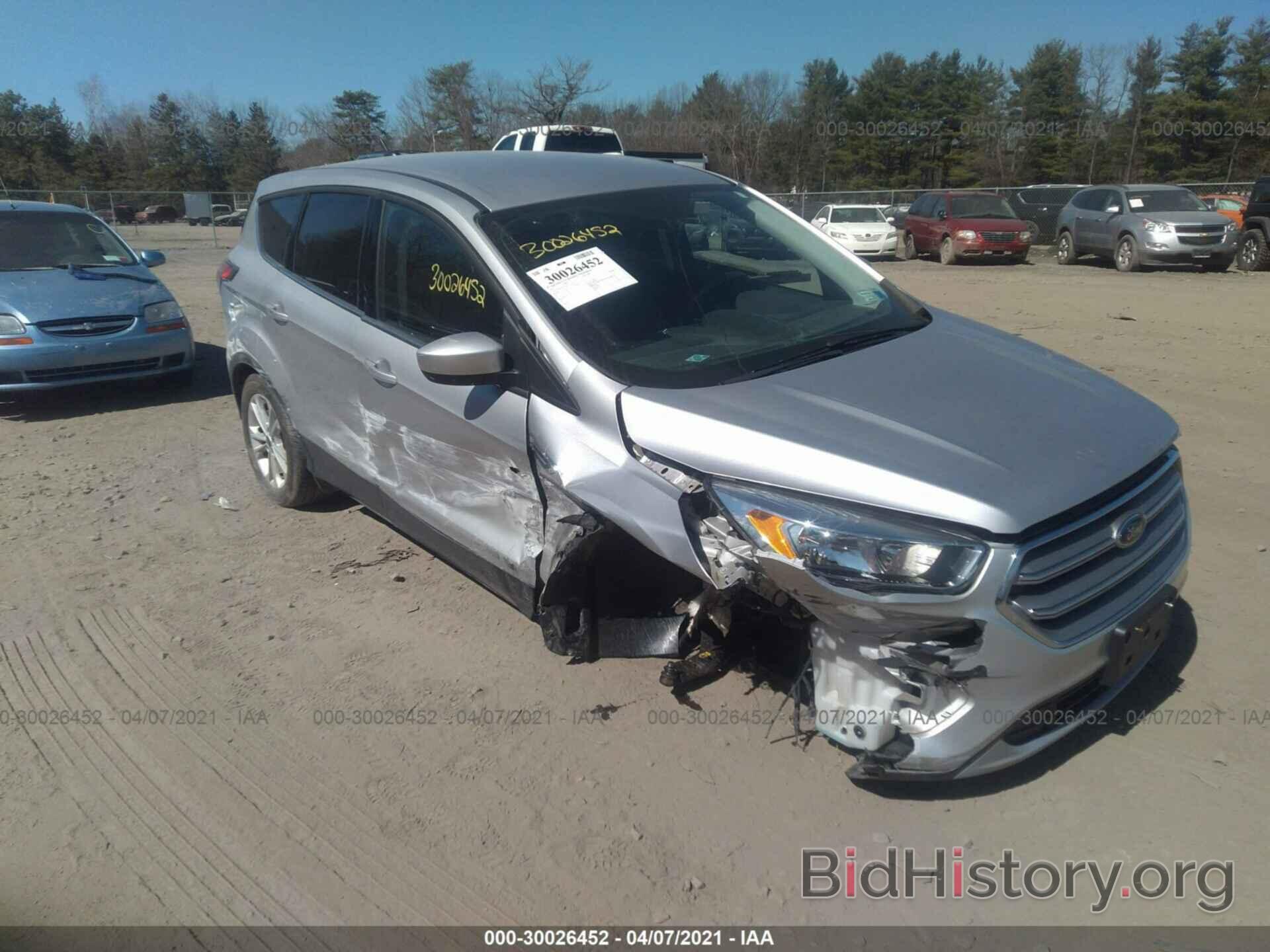 Photo 1FMCU9GD3HUA73345 - FORD ESCAPE 2017