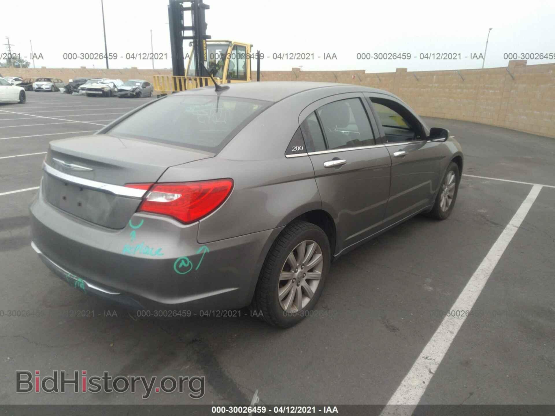 2013 CHRYSLER 200 - VIN: 1C3CCBCG2DN522859 - Фото 4