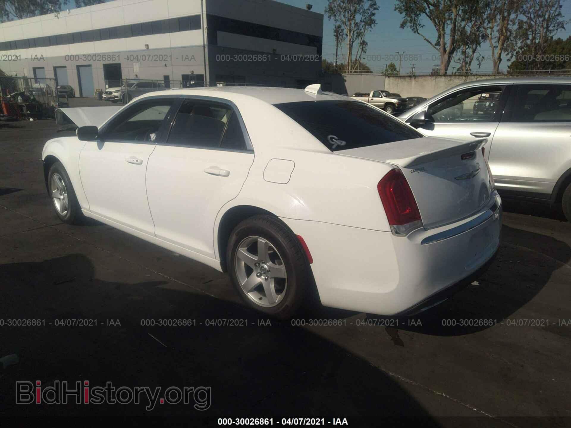 2015 CHRYSLER 300 - VIN: 2C3CCAAG7FH756522 - Фото 3