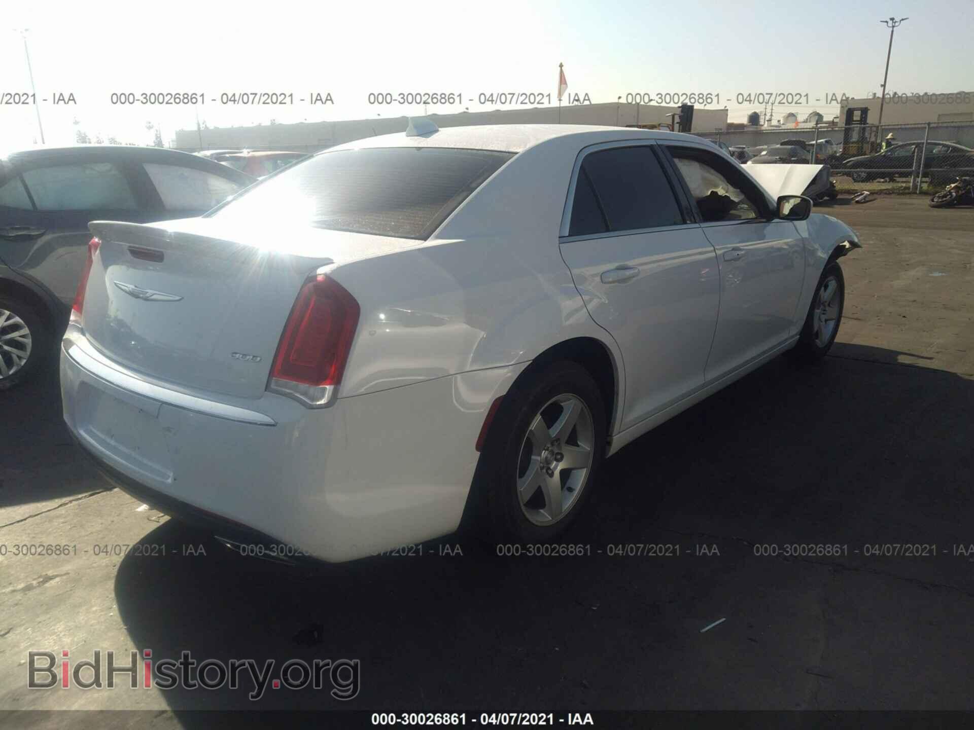 2015 CHRYSLER 300 - VIN: 2C3CCAAG7FH756522 - Фото 4