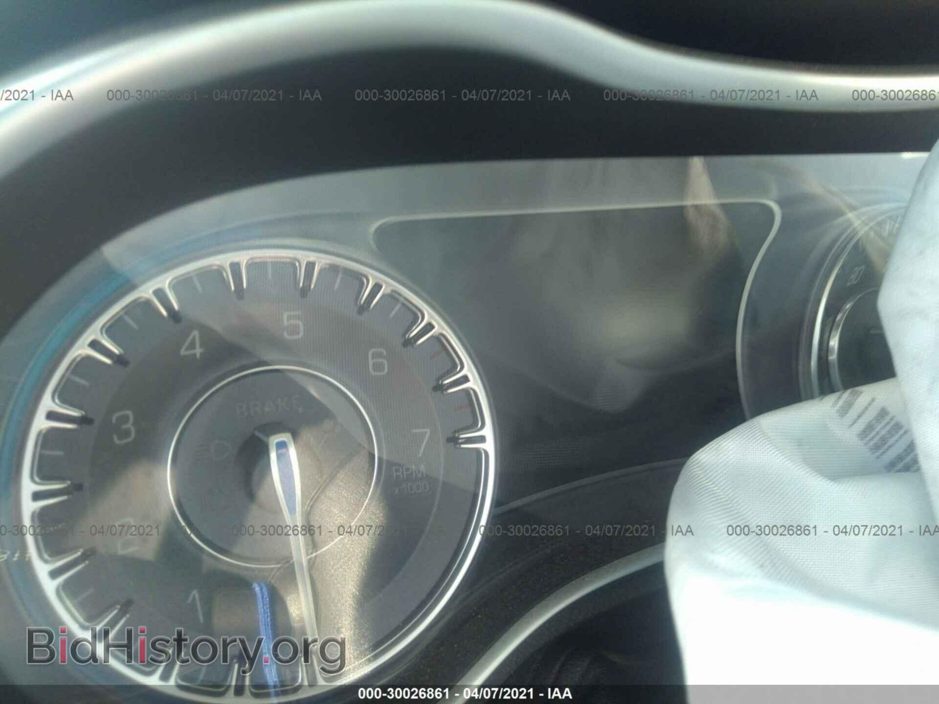 2015 CHRYSLER 300 - VIN: 2C3CCAAG7FH756522 - Фото 9