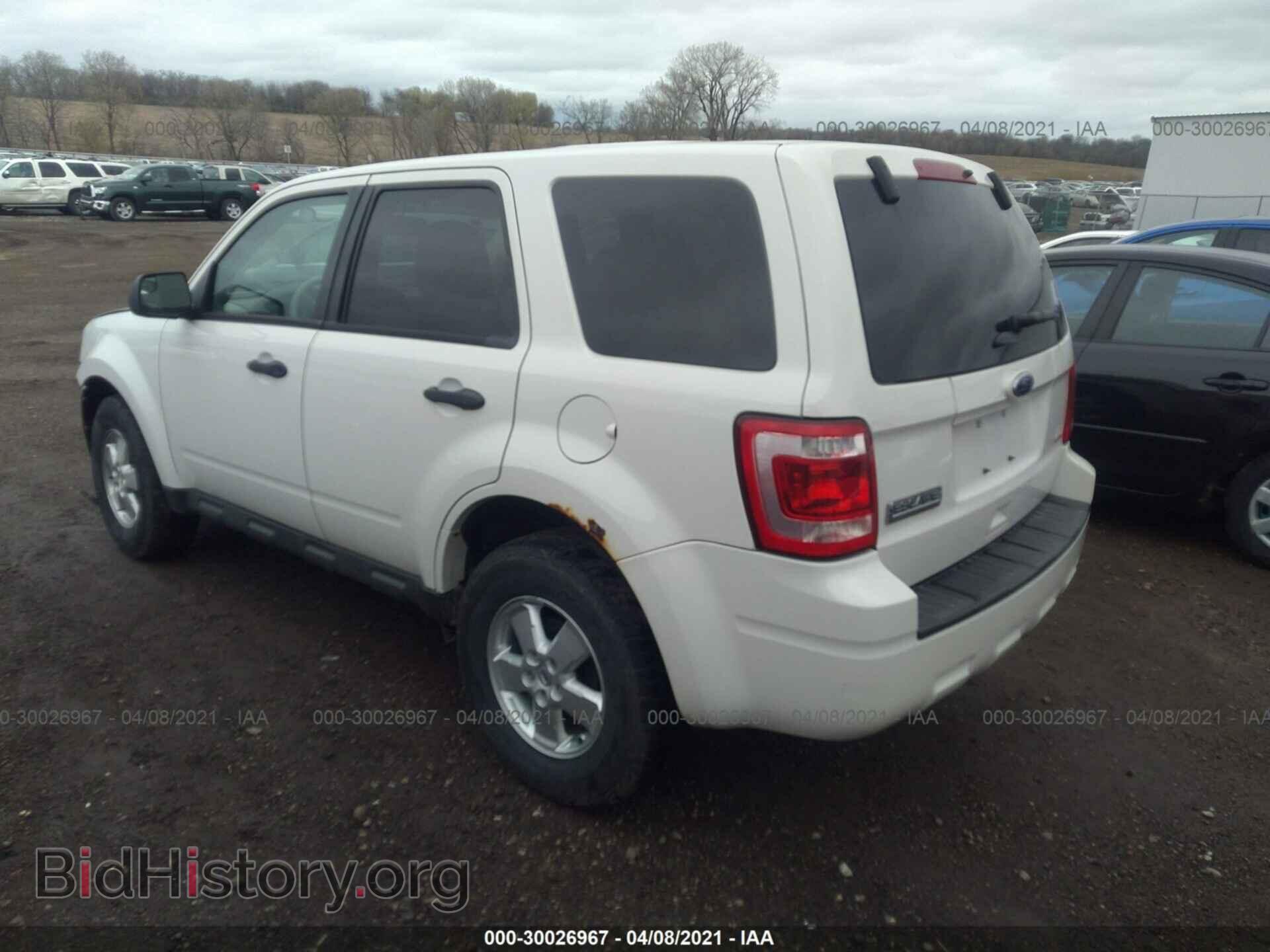2012 FORD ESCAPE - VIN: 1FMCU9C73CKB34696 - Фото 3