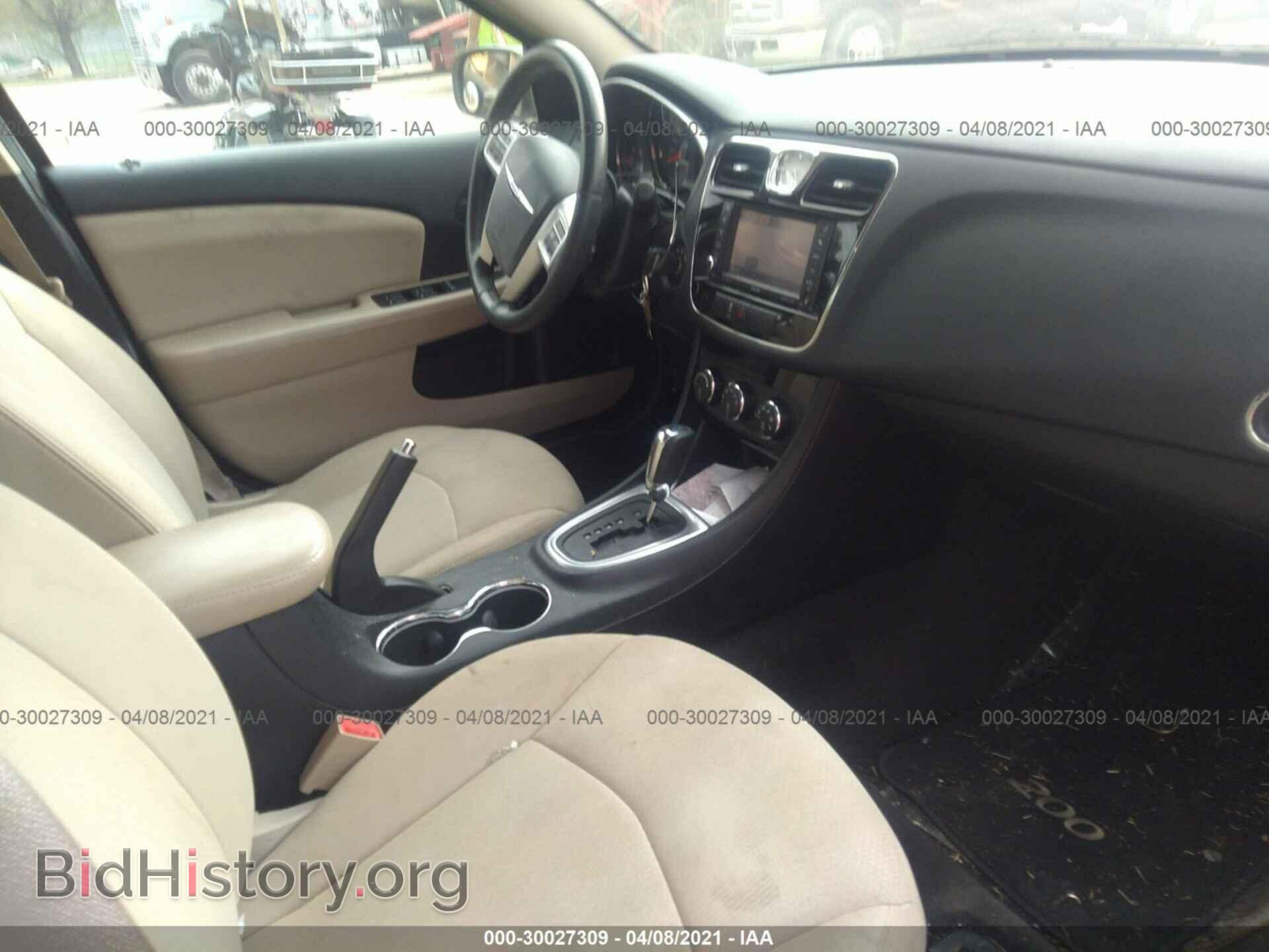 2012 CHRYSLER 200 - VIN: 1C3CCBBB5CN230174 - Photo 5