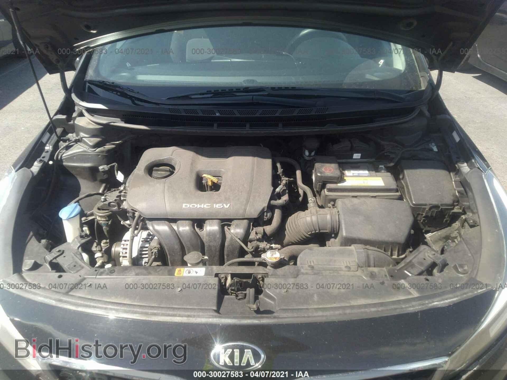 2017 KIA FORTE - VIN: 3KPFK4A77HE048962 - Photo 10