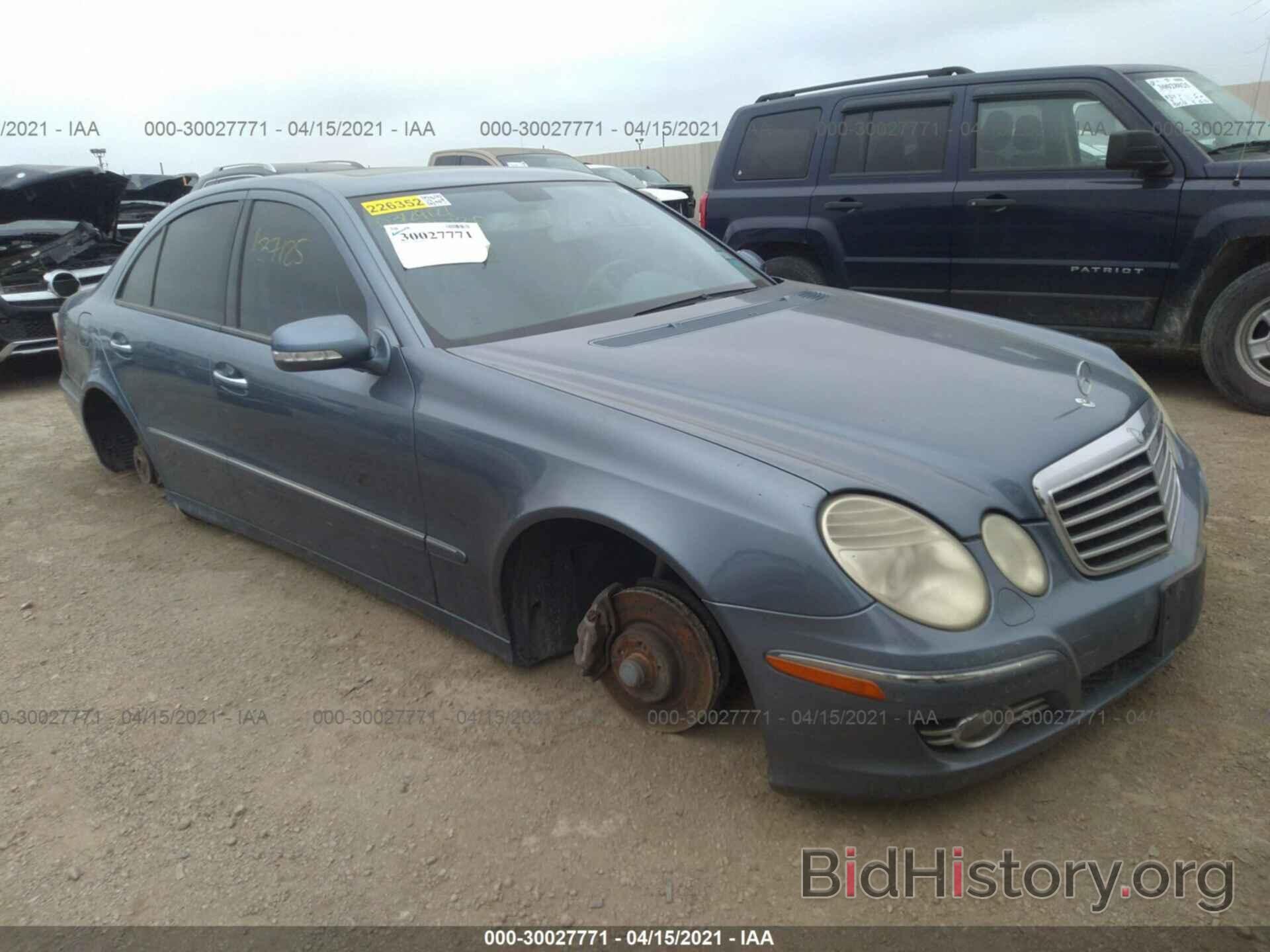 Photo WDBUF56X37B137125 - MERCEDES-BENZ E-CLASS 2007