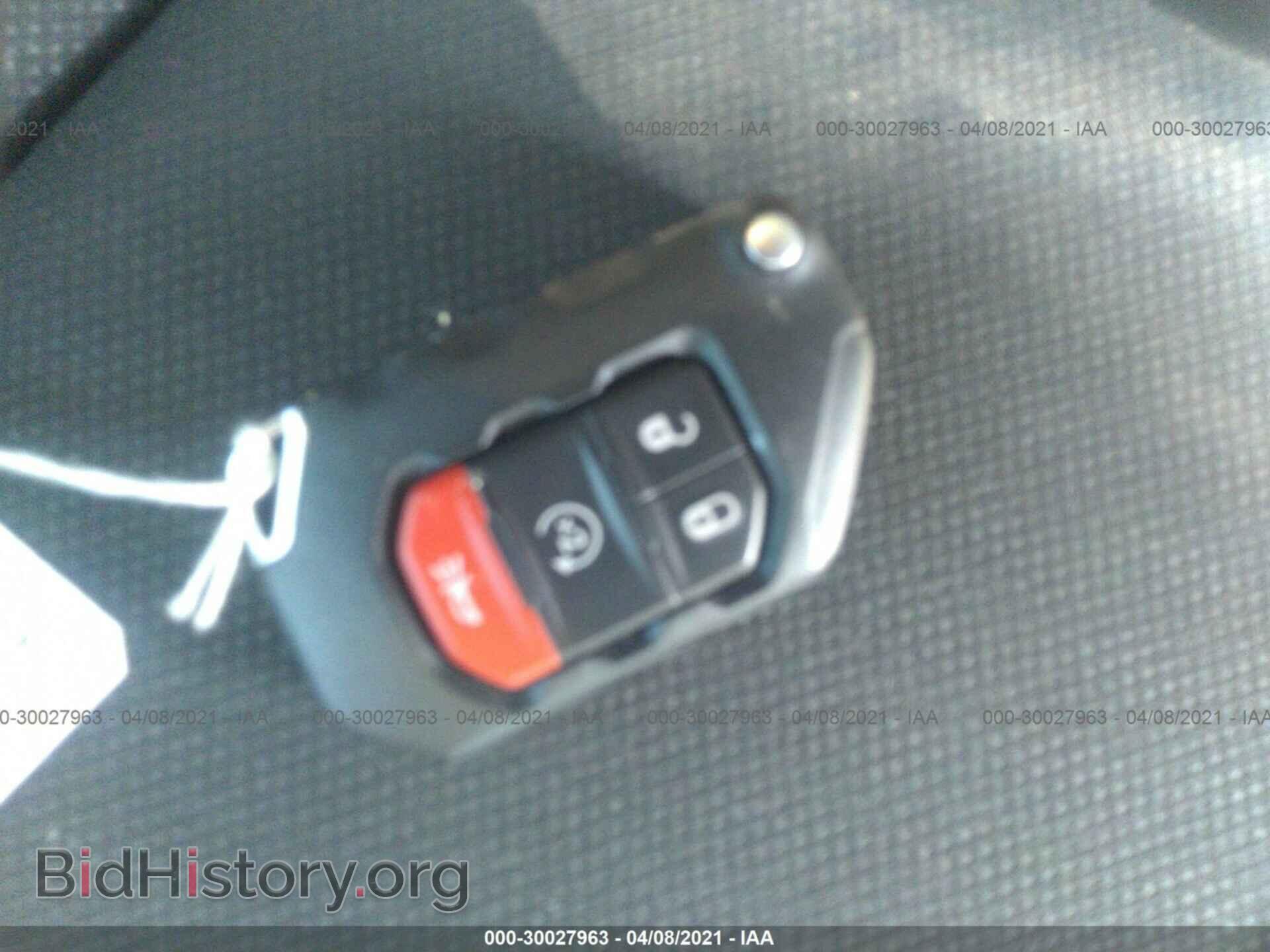 2020 JEEP GLADIATOR - VIN: 1C6HJTAG3LL194563 - Фото 11