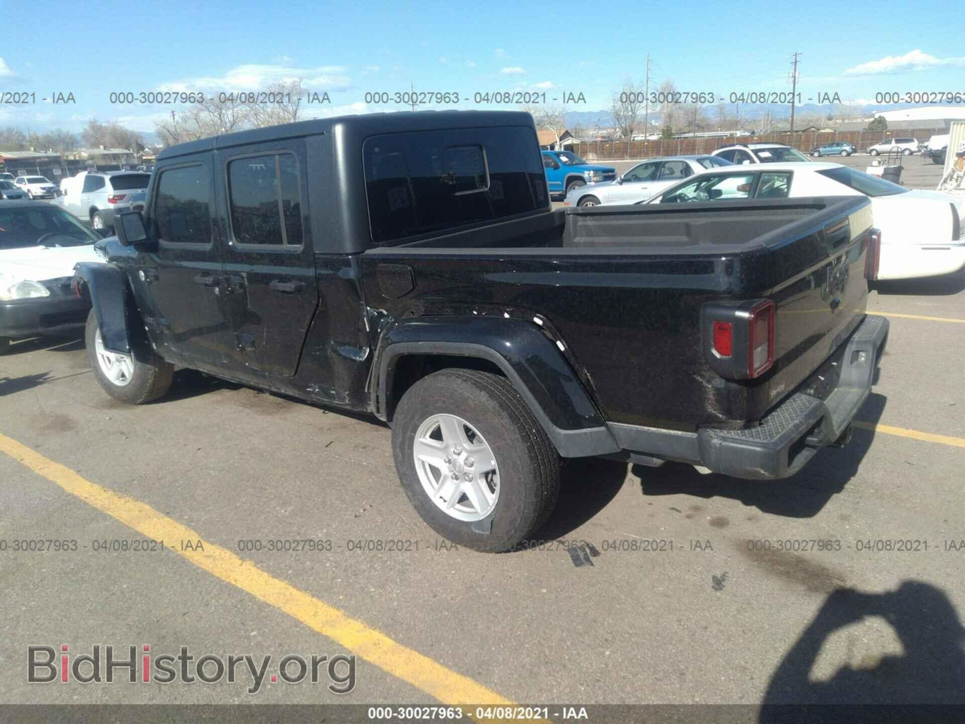 2020 JEEP GLADIATOR - VIN: 1C6HJTAG3LL194563 - Фото 3