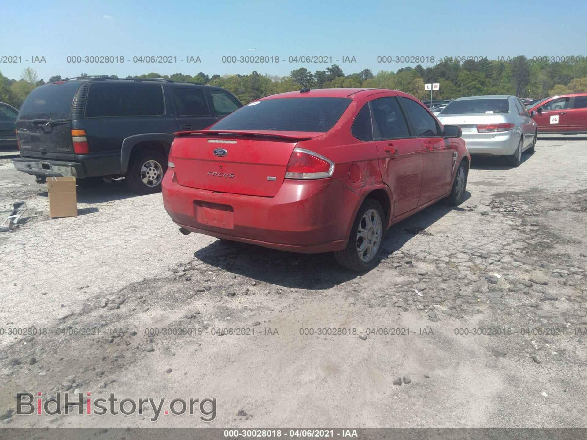 2008 FORD FOCUS - VIN: 1FAHP35N38W202074 - Photo 4