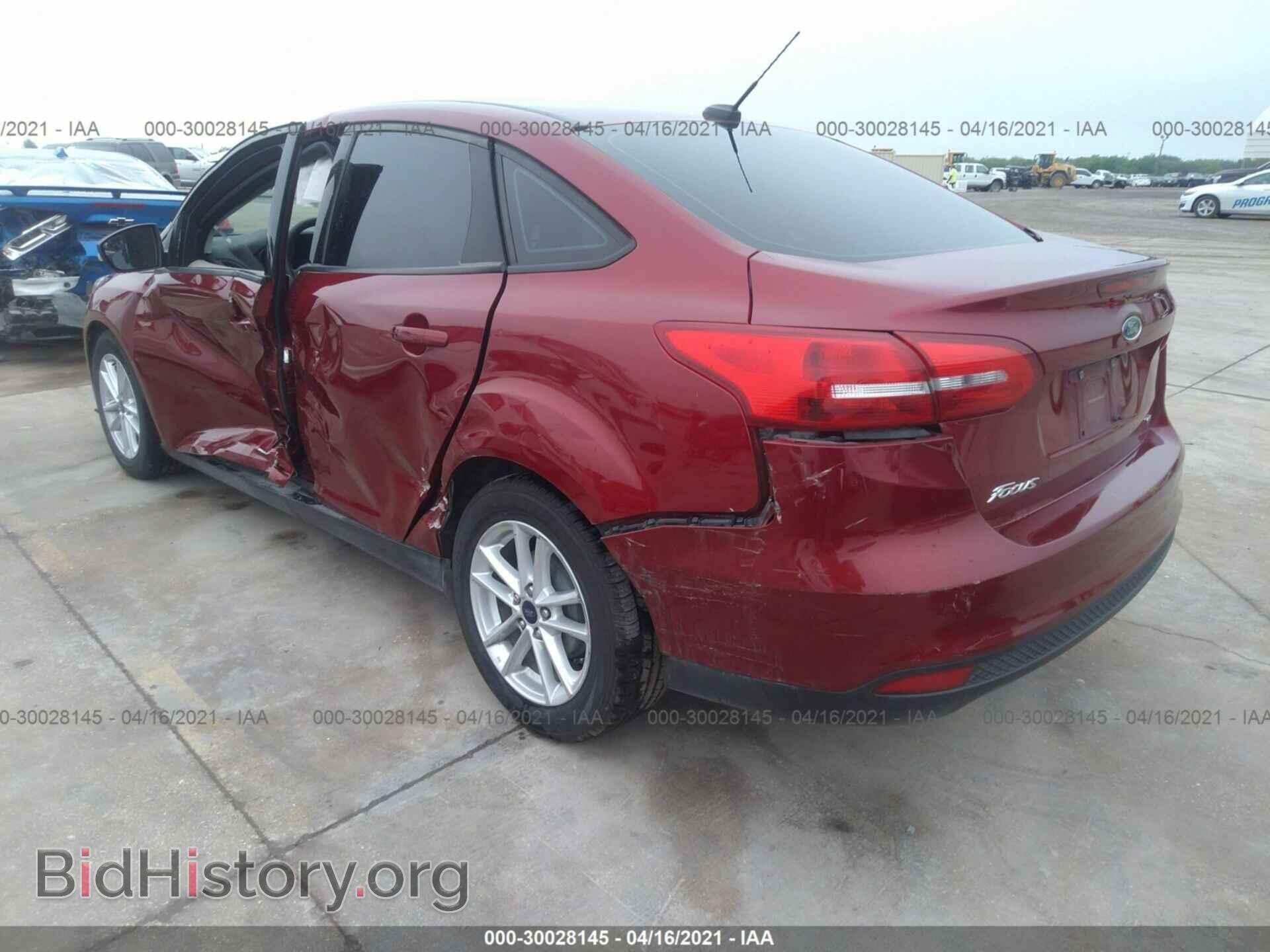 2017 FORD FOCUS - VIN: 1FADP3F25HL204672 - Фото 3