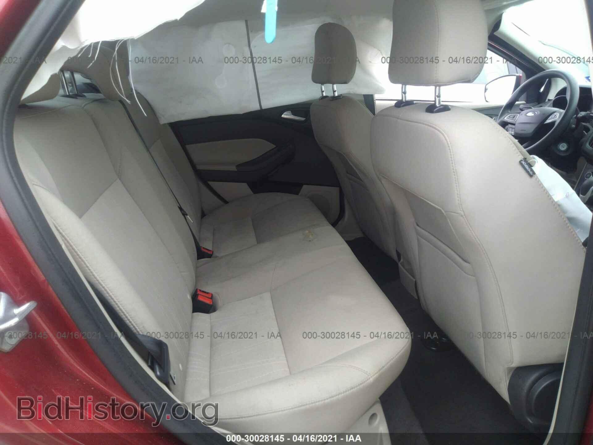 2017 FORD FOCUS - VIN: 1FADP3F25HL204672 - Фото 8