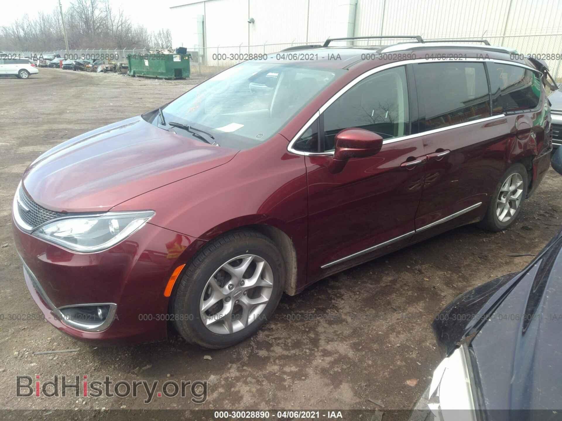 2018 CHRYSLER PACIFICA - VIN: 2C4RC1EG9JR270801 - Фото 2