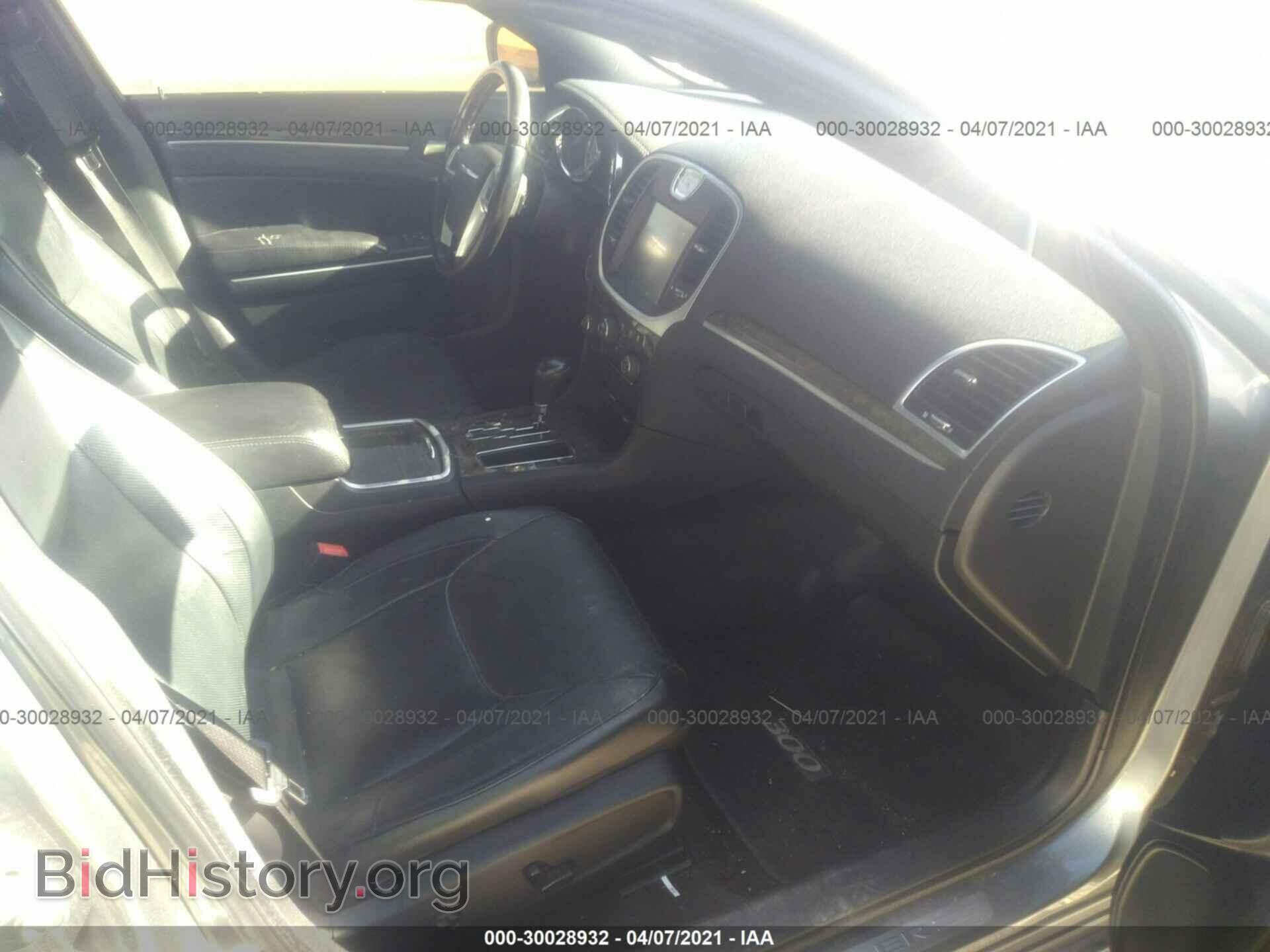 2012 CHRYSLER 300 - VIN: 2C3CCAET3CH246073 - Photo 5