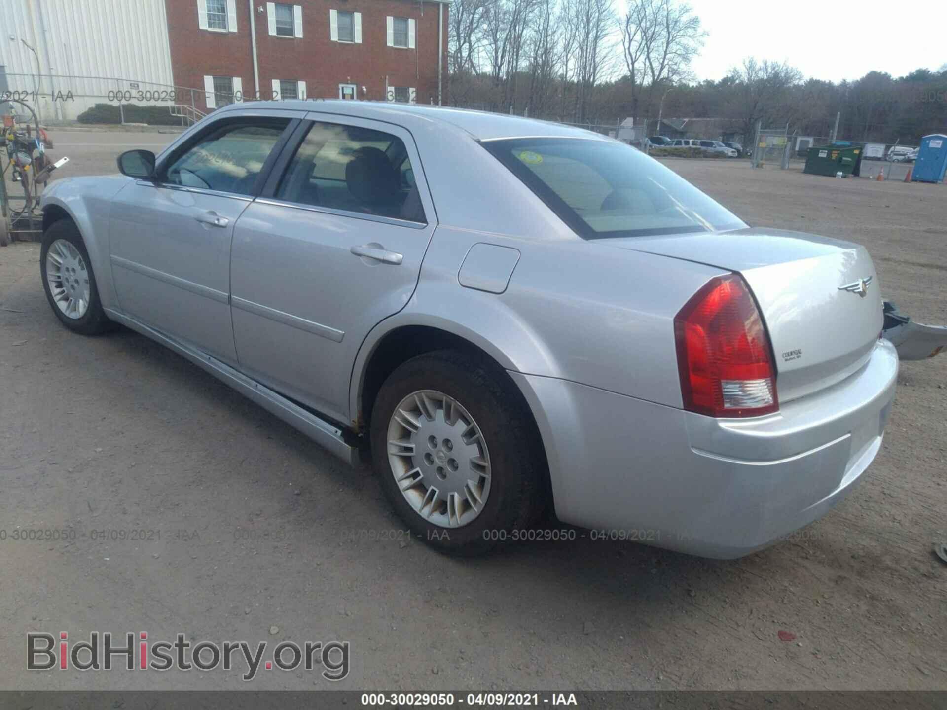 2007 CHRYSLER 300 - VIN: 2C3KA43R97H606012 - Фото 3