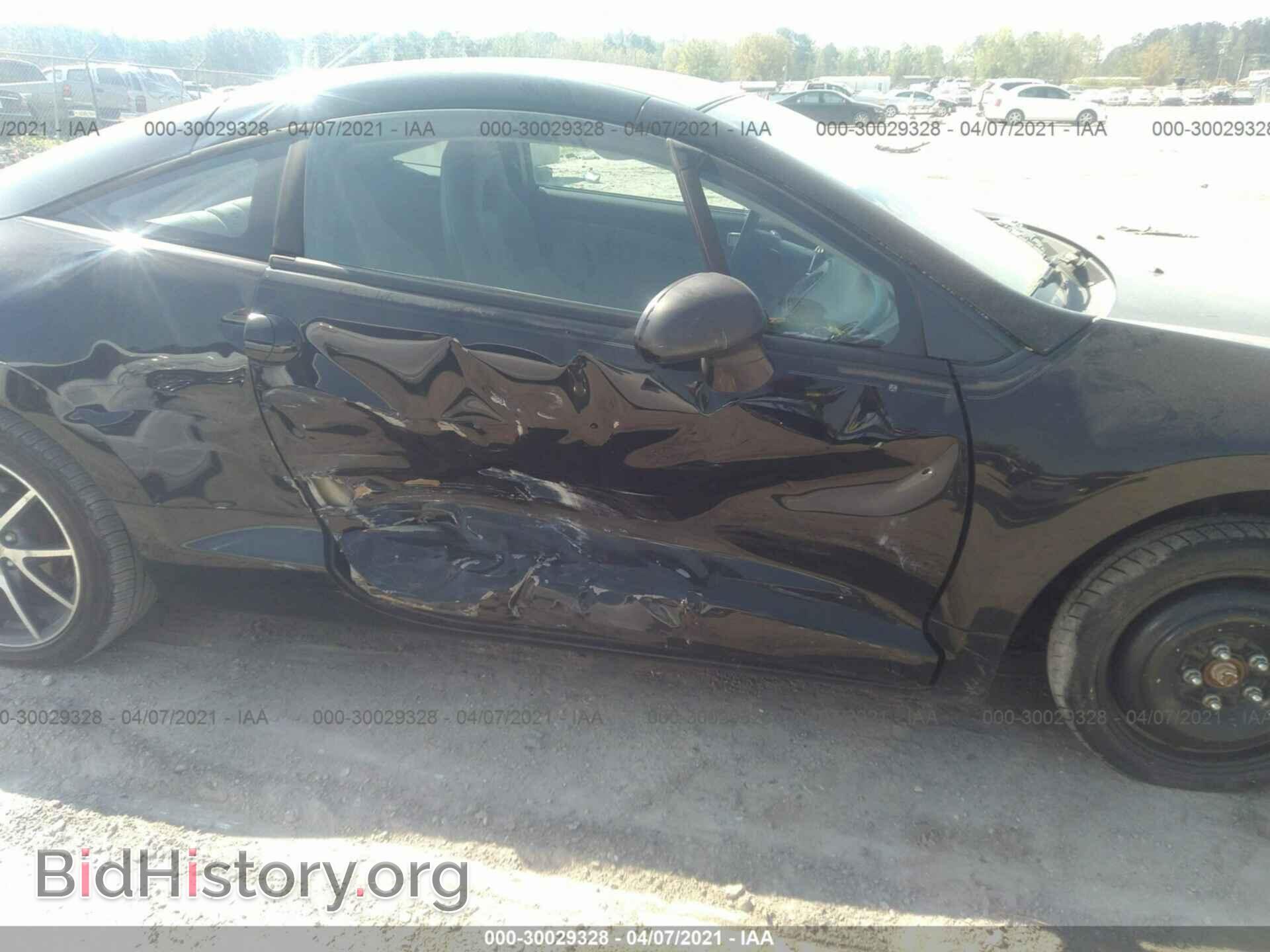 2011 MITSUBISHI ECLIPSE - VIN: 4A31K5DF6BE001165 - Photo 6