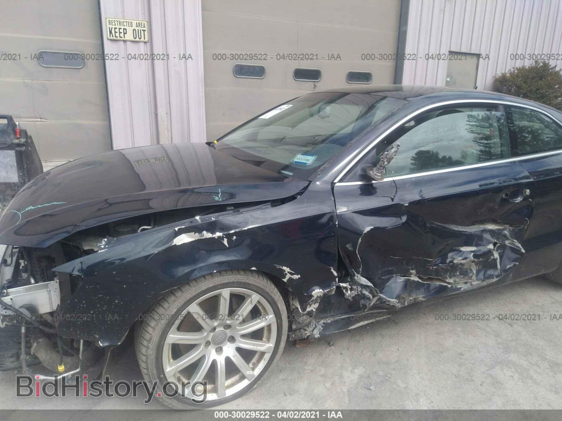 2011 AUDI A5 - VIN: WAURFAFR5BA045852 - Фото 6