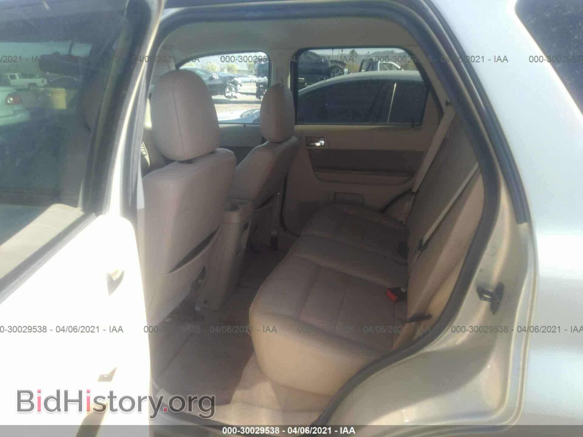 2011 FORD ESCAPE - VIN: 1FMCU0E79BKA85897 - Фото 8