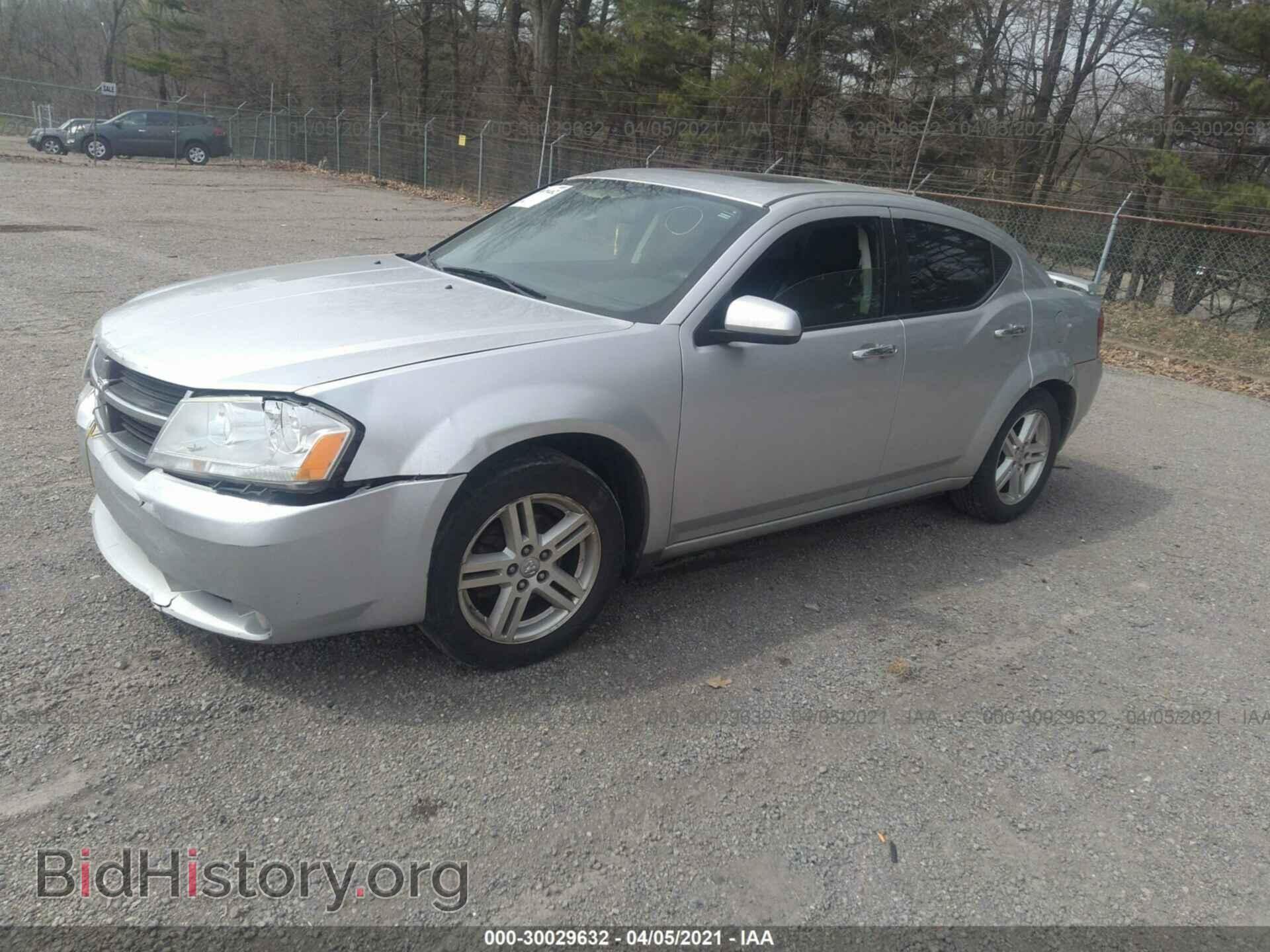 2010 DODGE AVENGER - VIN: 1B3CC5FB6AN130574 - Фото 2