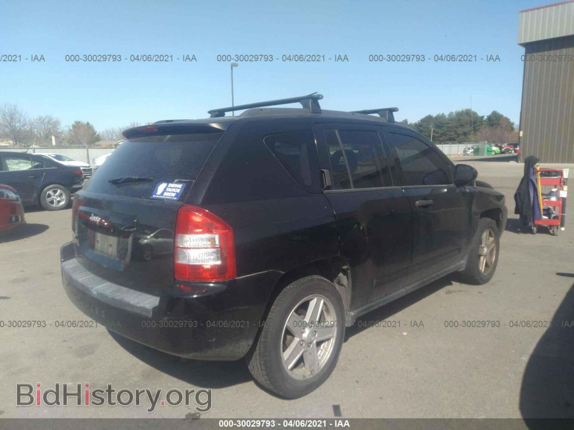 2007 JEEP COMPASS - VIN: 1J8FF47W87D139962 - Photo 4