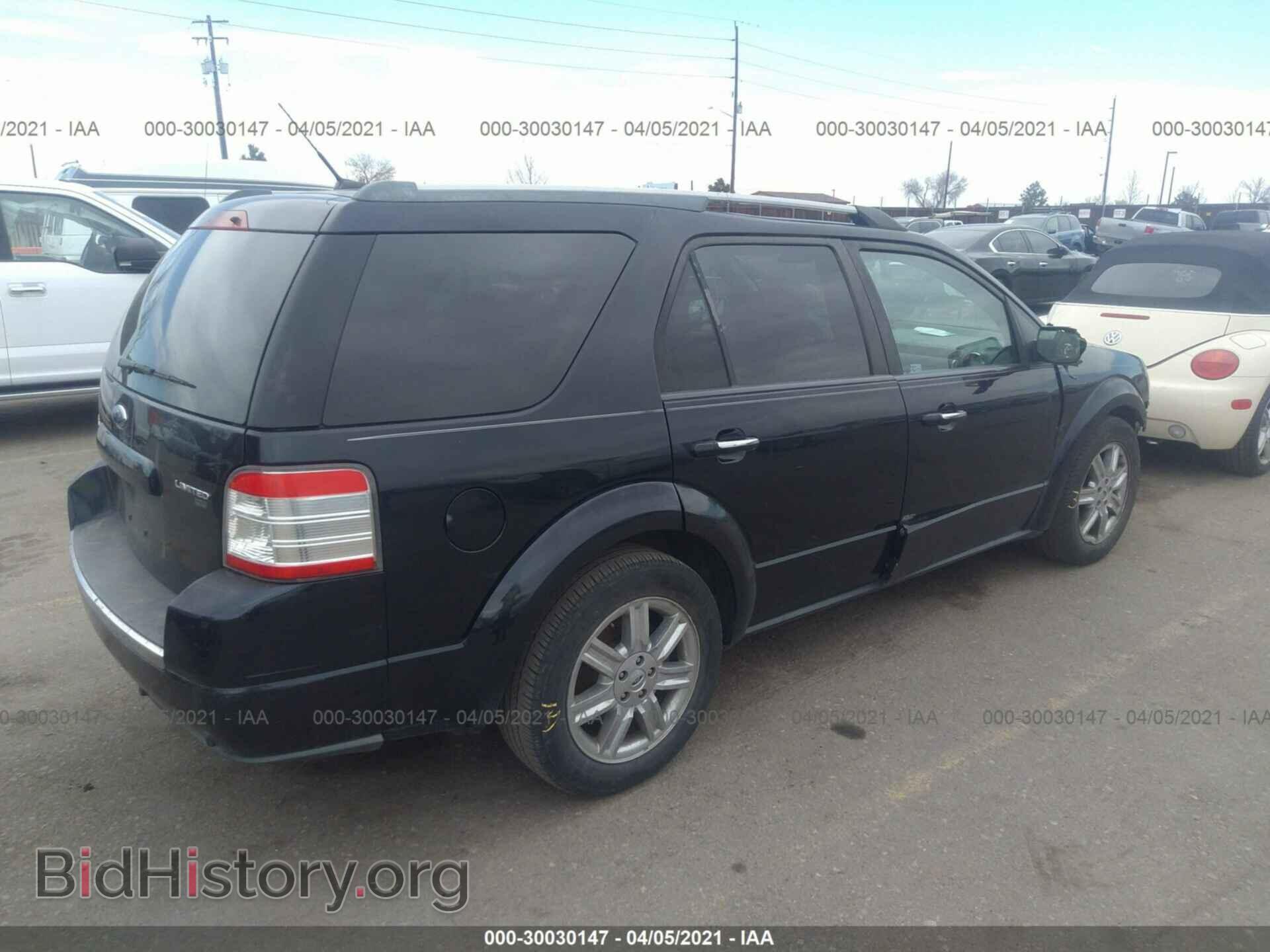 2008 FORD TAURUS X - VIN: 1FMDK06W28GA13922 - Фото 4