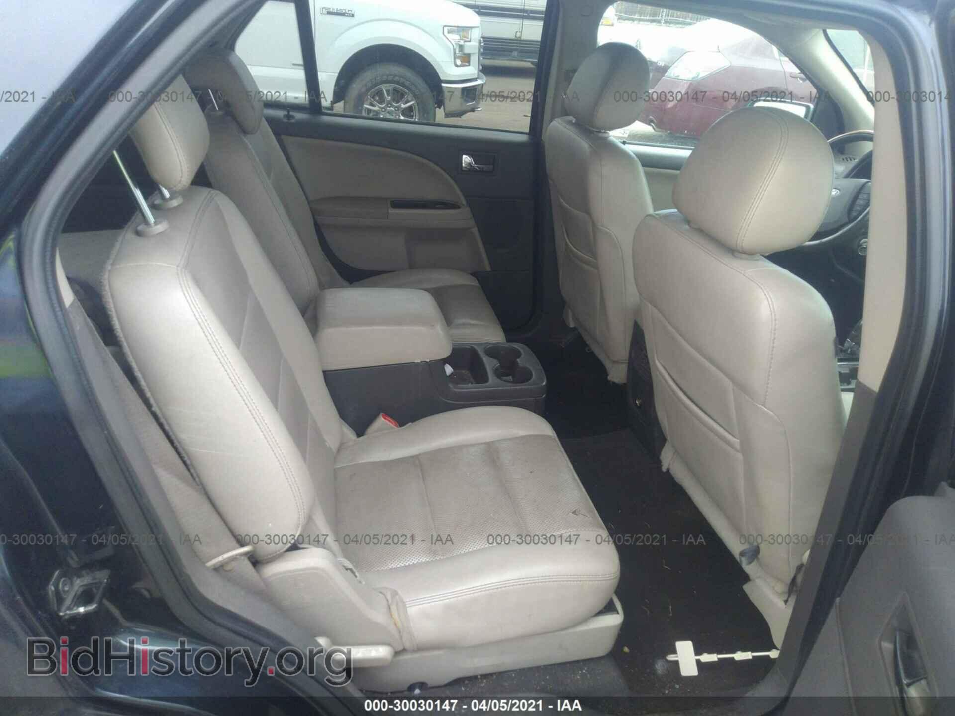 2008 FORD TAURUS X - VIN: 1FMDK06W28GA13922 - Фото 8