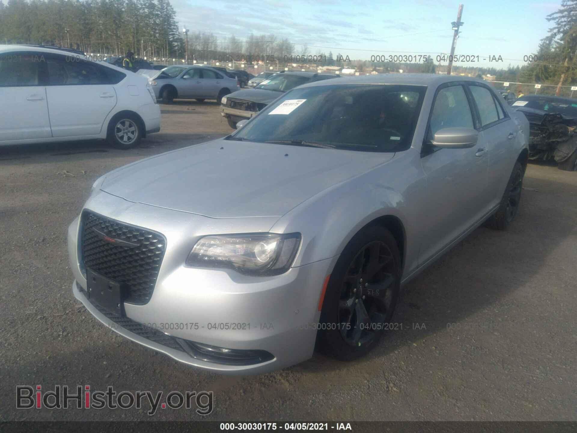 2021 CHRYSLER 300 - VIN: 2C3CCABG3MH532935 - Фото 2