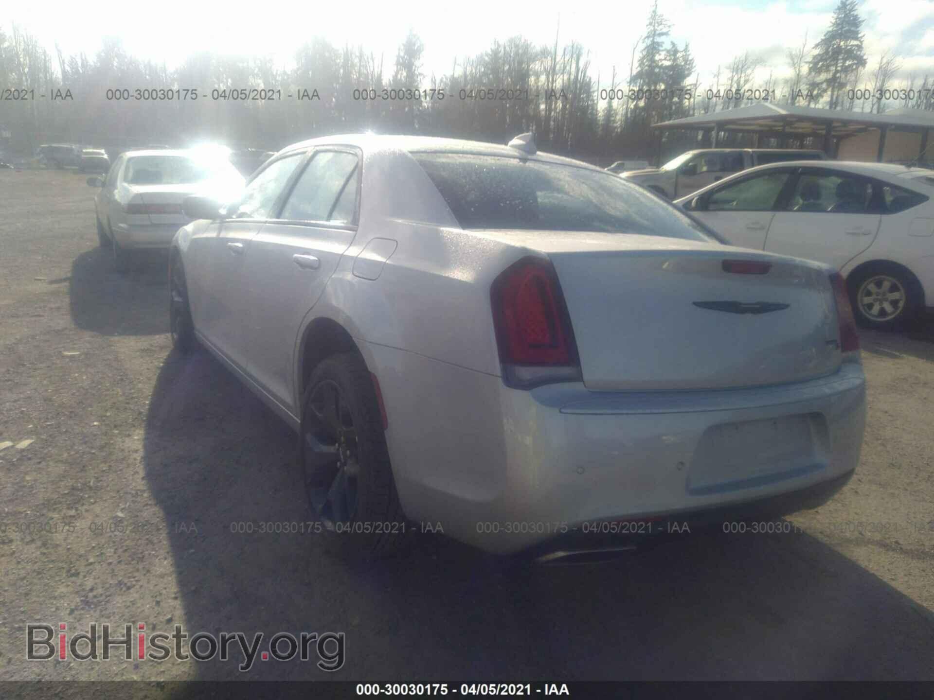 2021 CHRYSLER 300 - VIN: 2C3CCABG3MH532935 - Фото 3