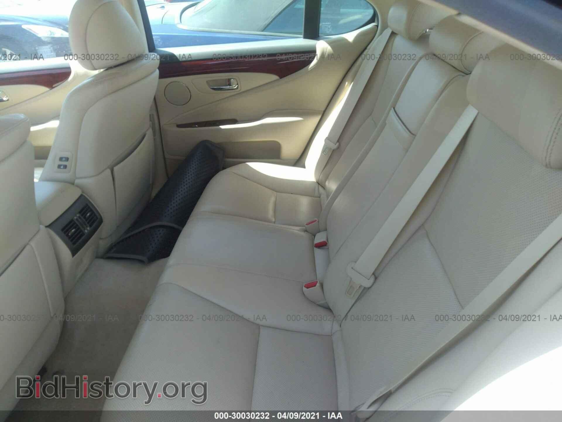 2012 LEXUS LS 460 - VIN: JTHBL5EF5C5111868 - Photo 8