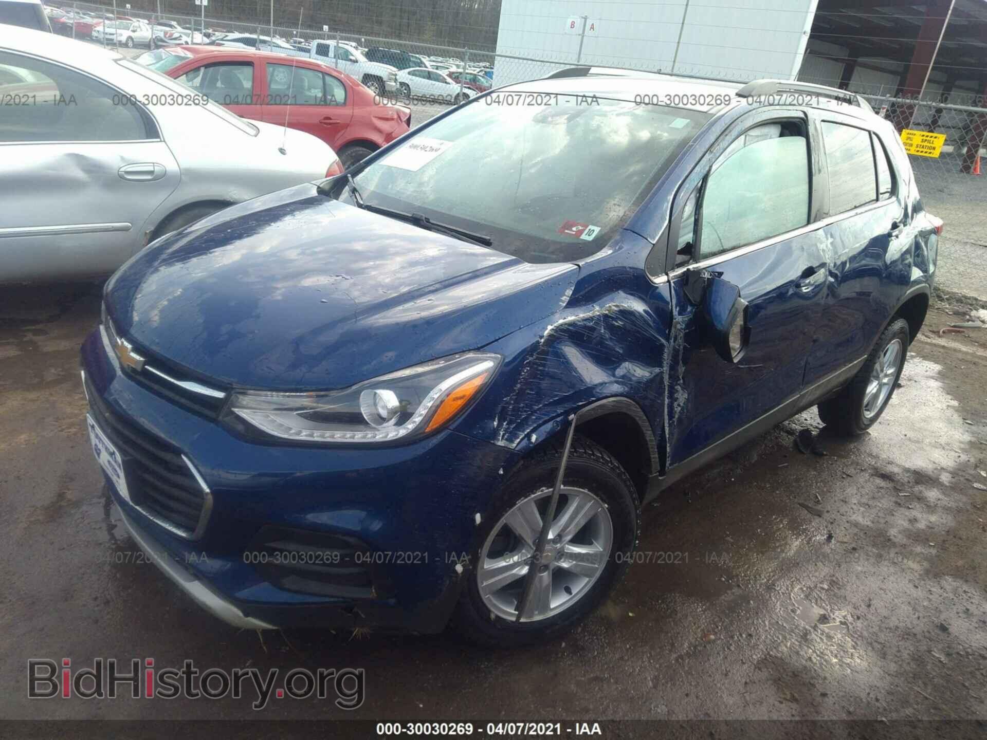 2017 CHEVROLET TRAX - VIN: 3GNCJPSBXHL201766 - Фото 2