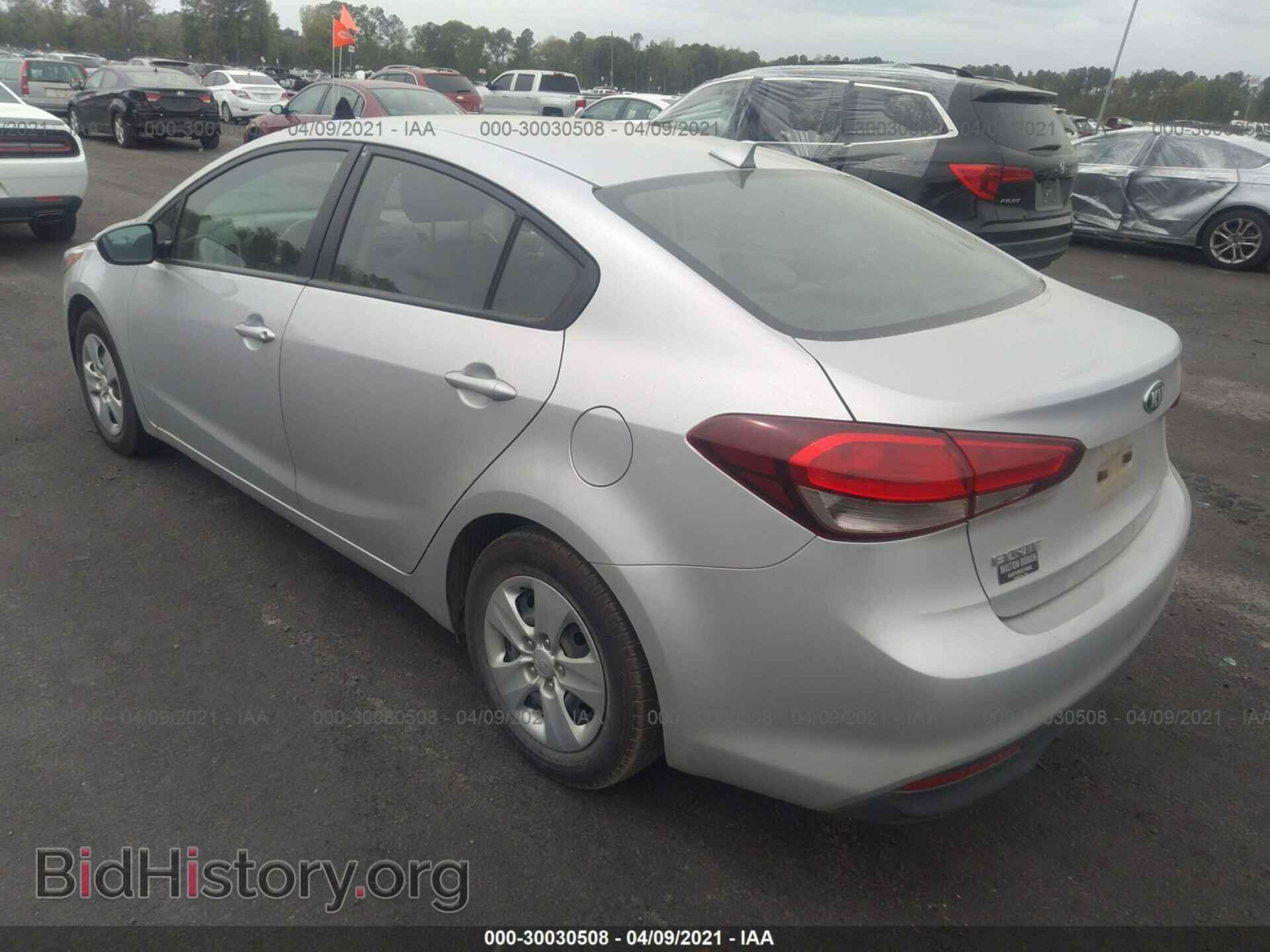 2017 KIA FORTE - VIN: 3KPFK4A76HE141780 - Фото 3