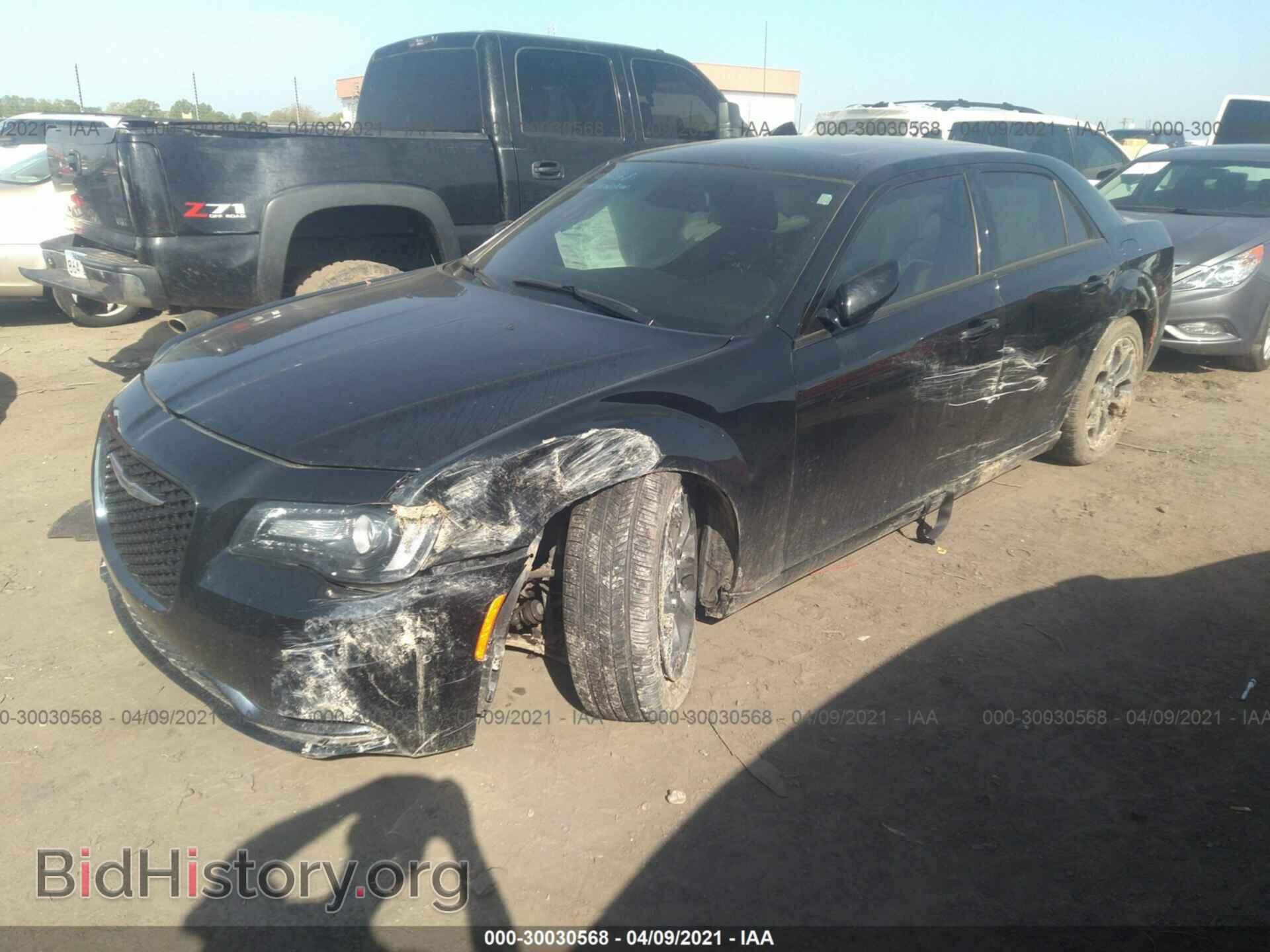 2017 CHRYSLER 300 - VIN: 2C3CCAGG7HH605657 - Photo 2