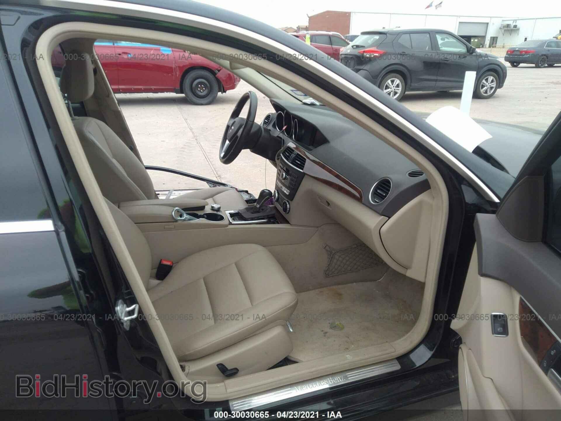 2013 MERCEDES-BENZ C-CLASS - VIN: WDDGF4HB1DR286054 - Фото 5
