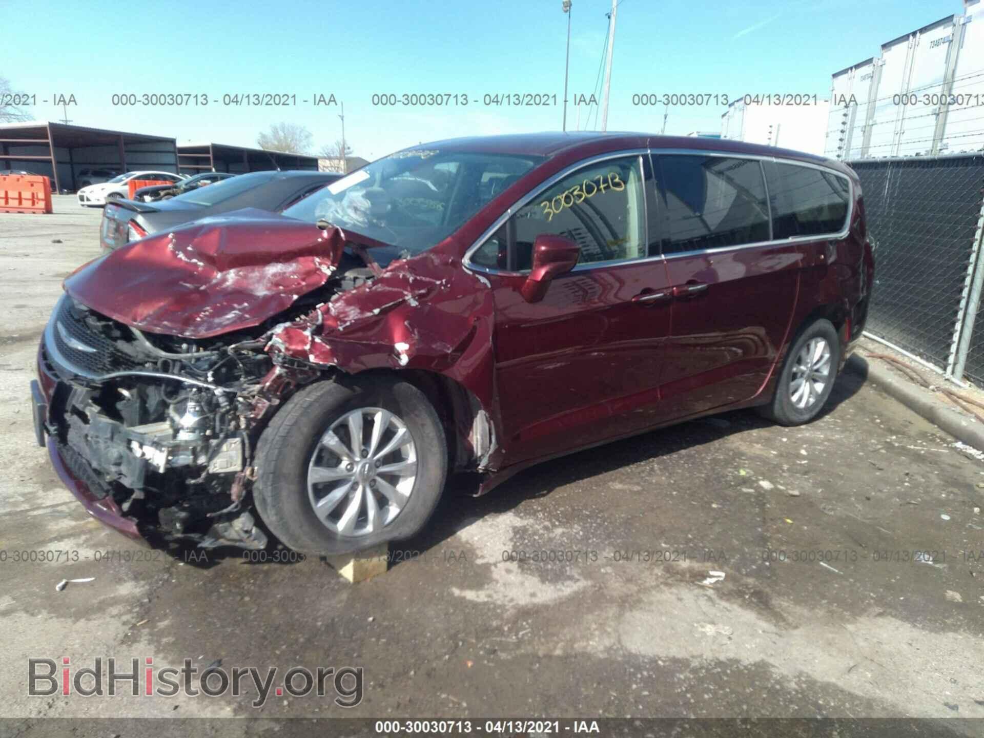 2018 CHRYSLER PACIFICA - VIN: 2C4RC1FG2JR234012 - Фото 2