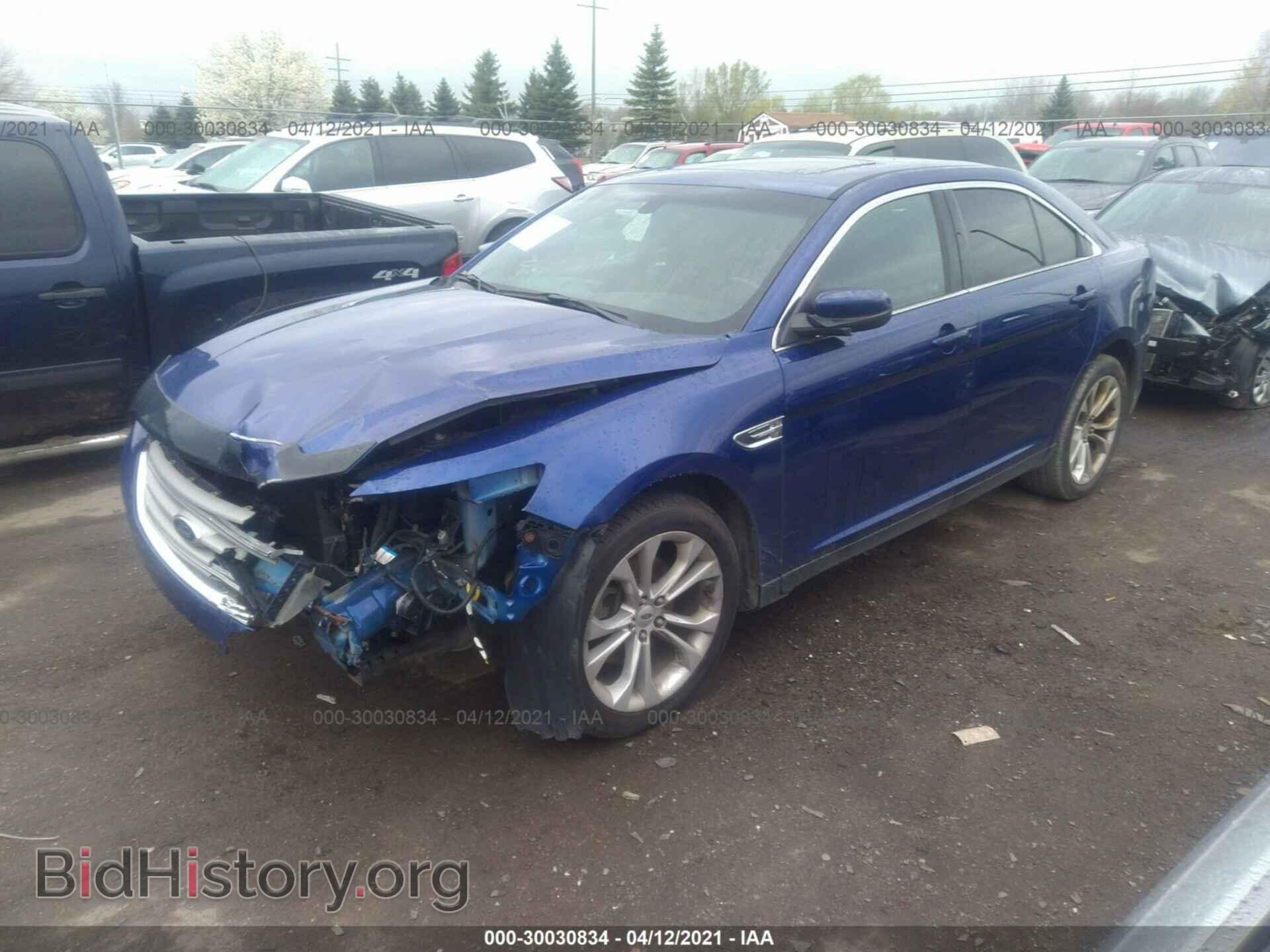 2013 FORD TAURUS - VIN: 1FAHP2E82DG104954 - Фото 2