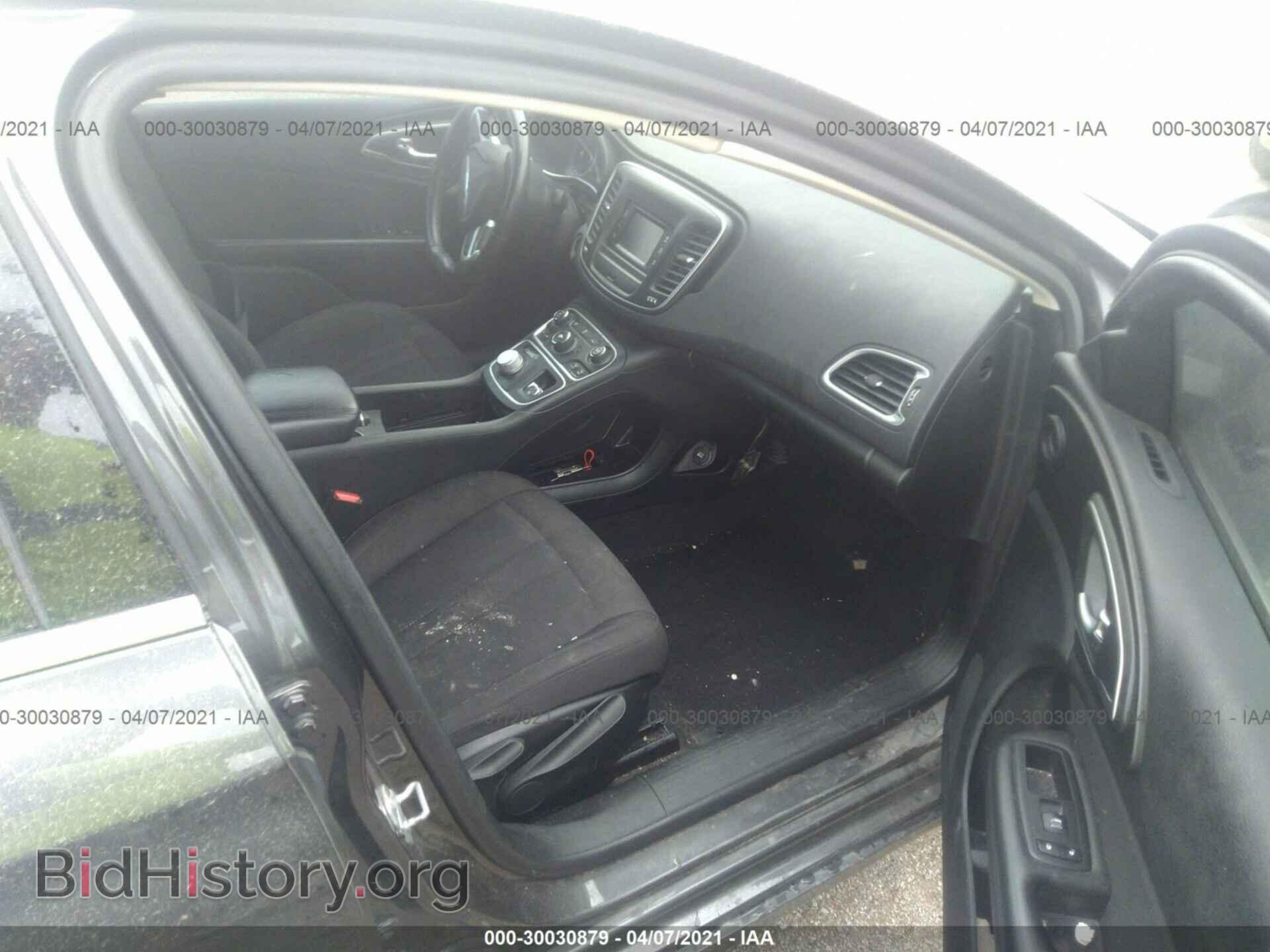 2015 CHRYSLER 200 - VIN: 1C3CCCAB0FN561210 - Фото 5