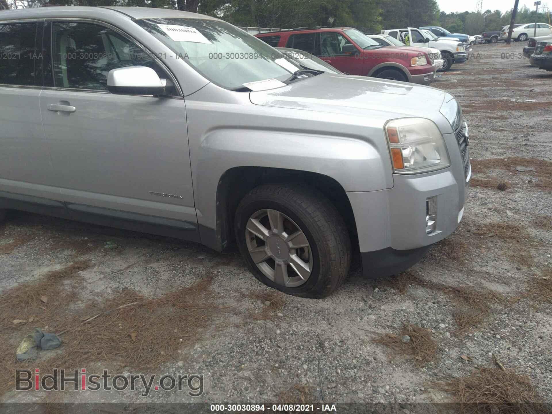 2010 GMC TERRAIN - VIN: 2CTALBEW5A6412075 - Photo 6