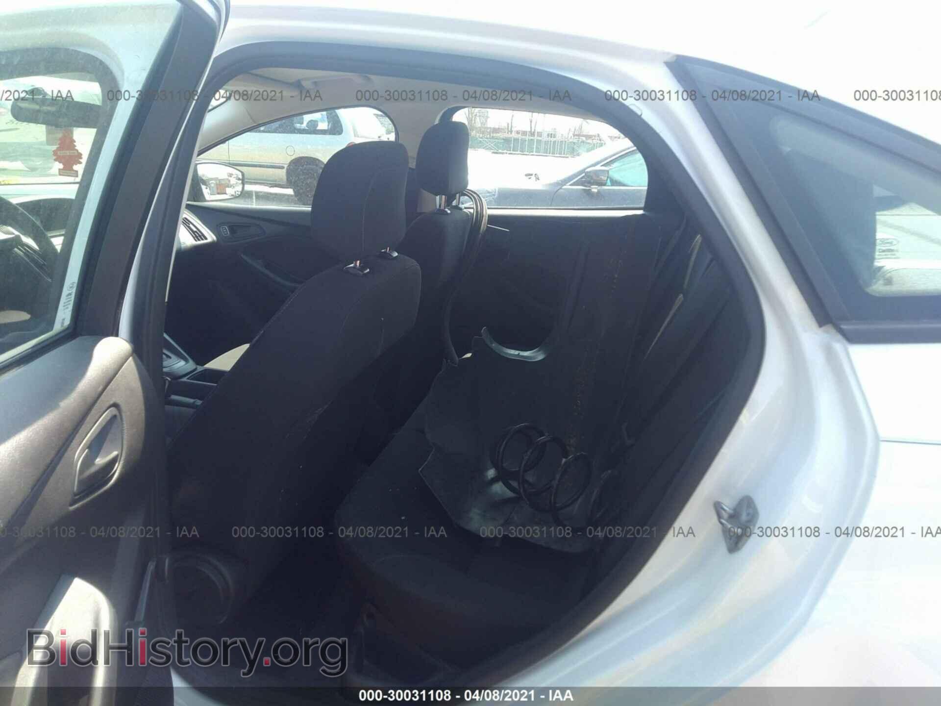 2016 FORD FOCUS - VIN: 1FADP3E24GL229028 - Фото 8