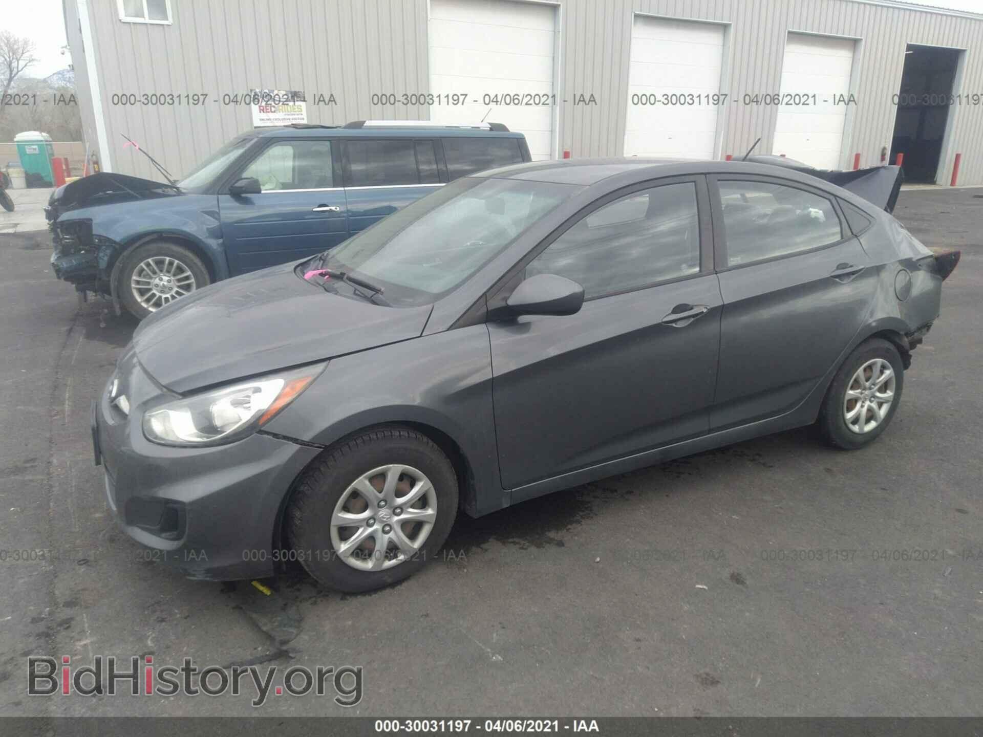 2013 HYUNDAI ACCENT - VIN: KMHCT4AEXDU318336 - Фото 2