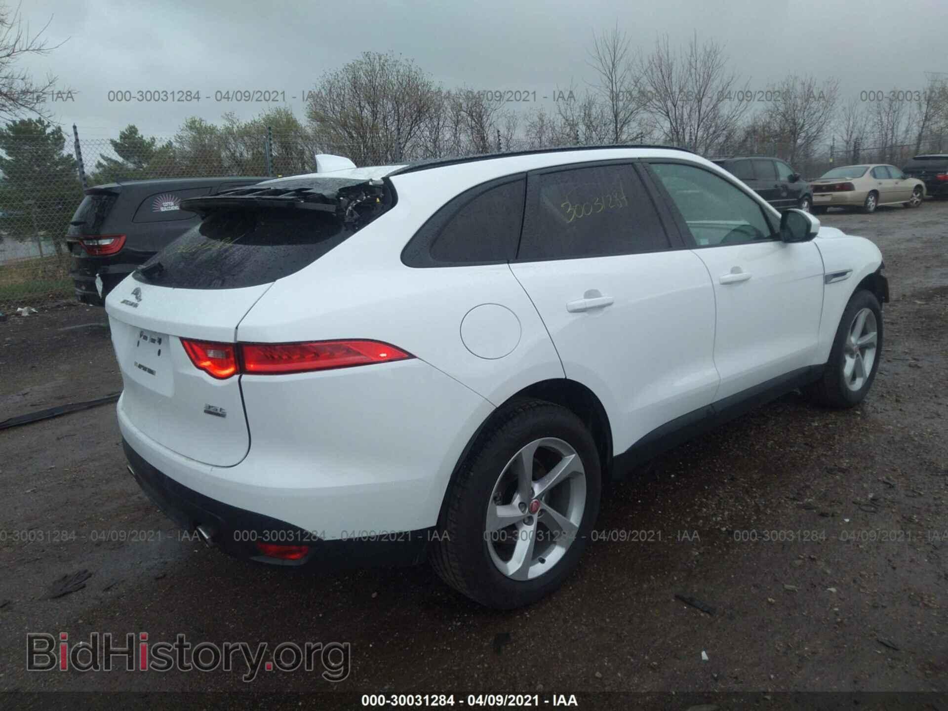 2017 JAGUAR F-PACE - VIN: SADCJ2BV8HA093651 - Фото 4